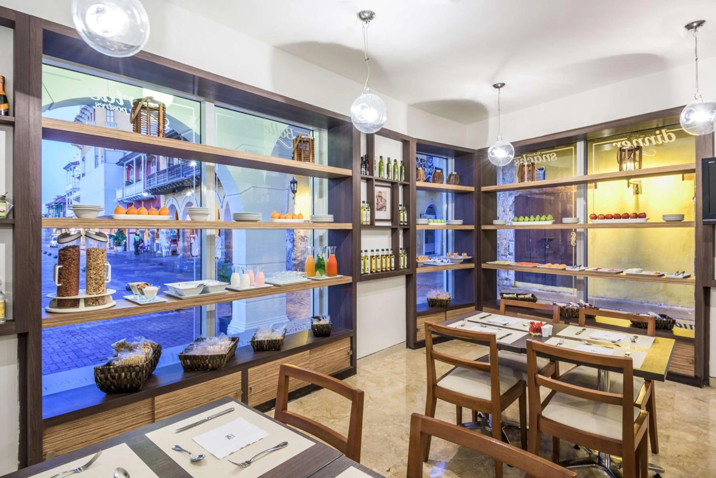 Restaurant/places to eat in NH Royal Urban Cartagena