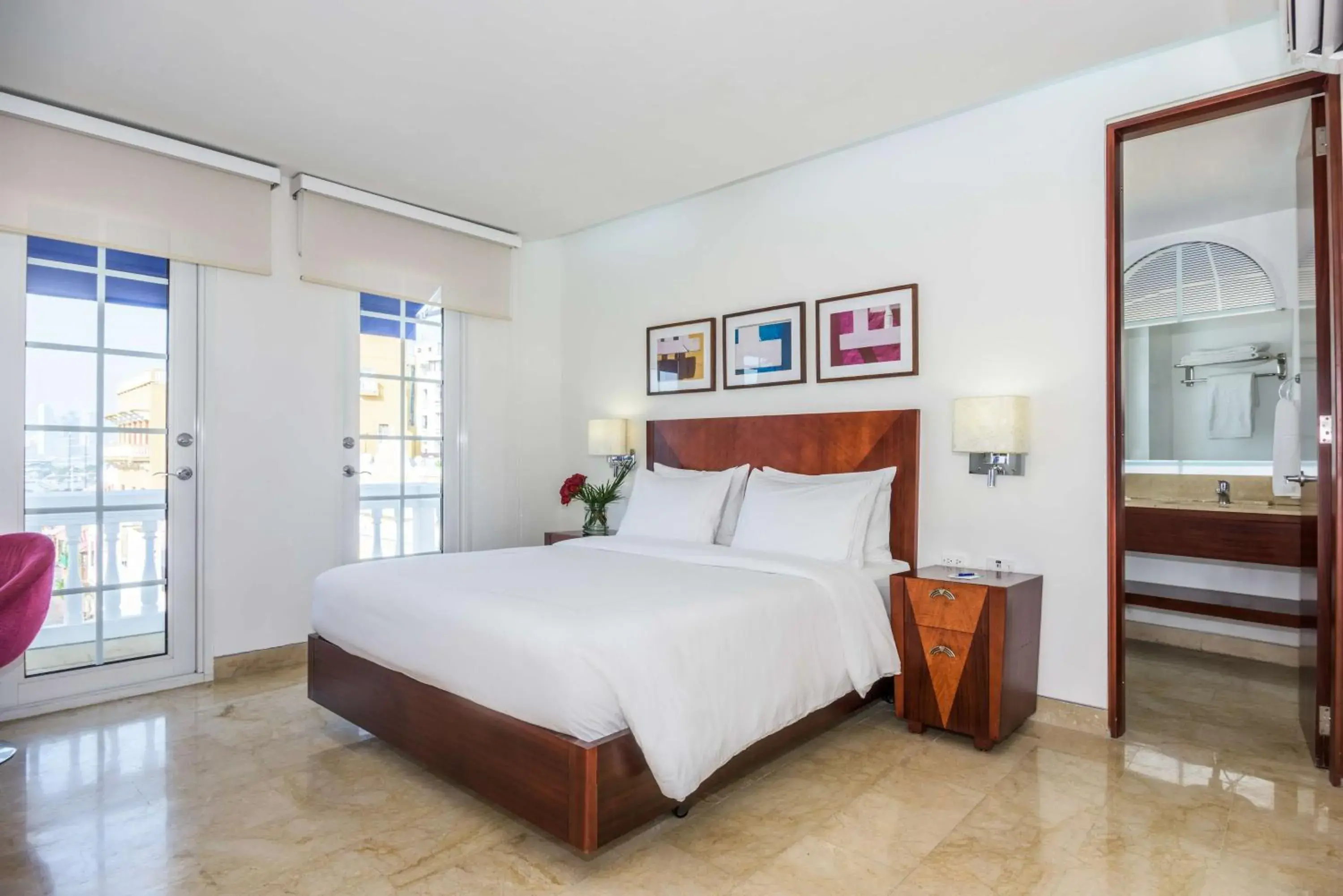 Deluxe Room with Balcony in NH Royal Urban Cartagena Deluxe Room with Balcony in NH Royal Urban Cartagena