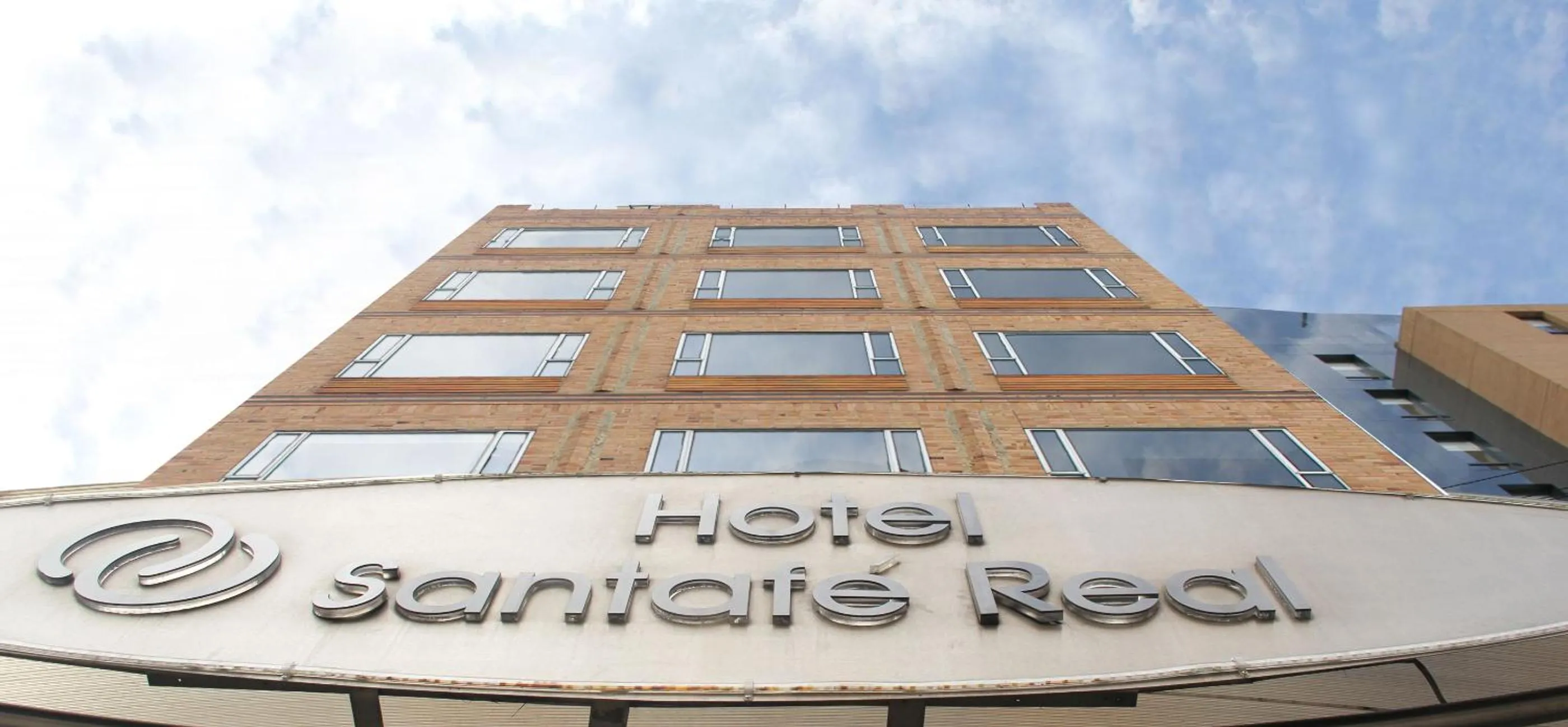 Facade/entrance in Hotel Santafe Real