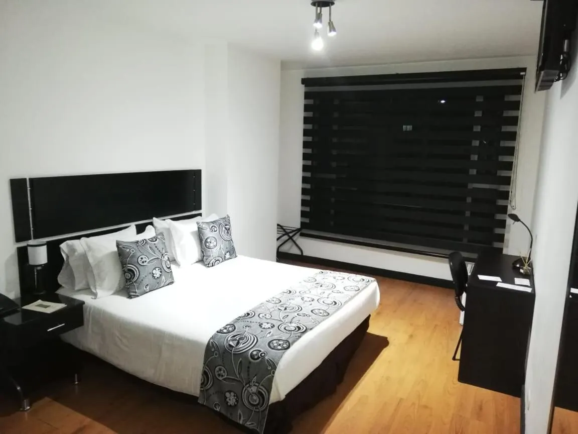 Bed in Hotel Santafe Real