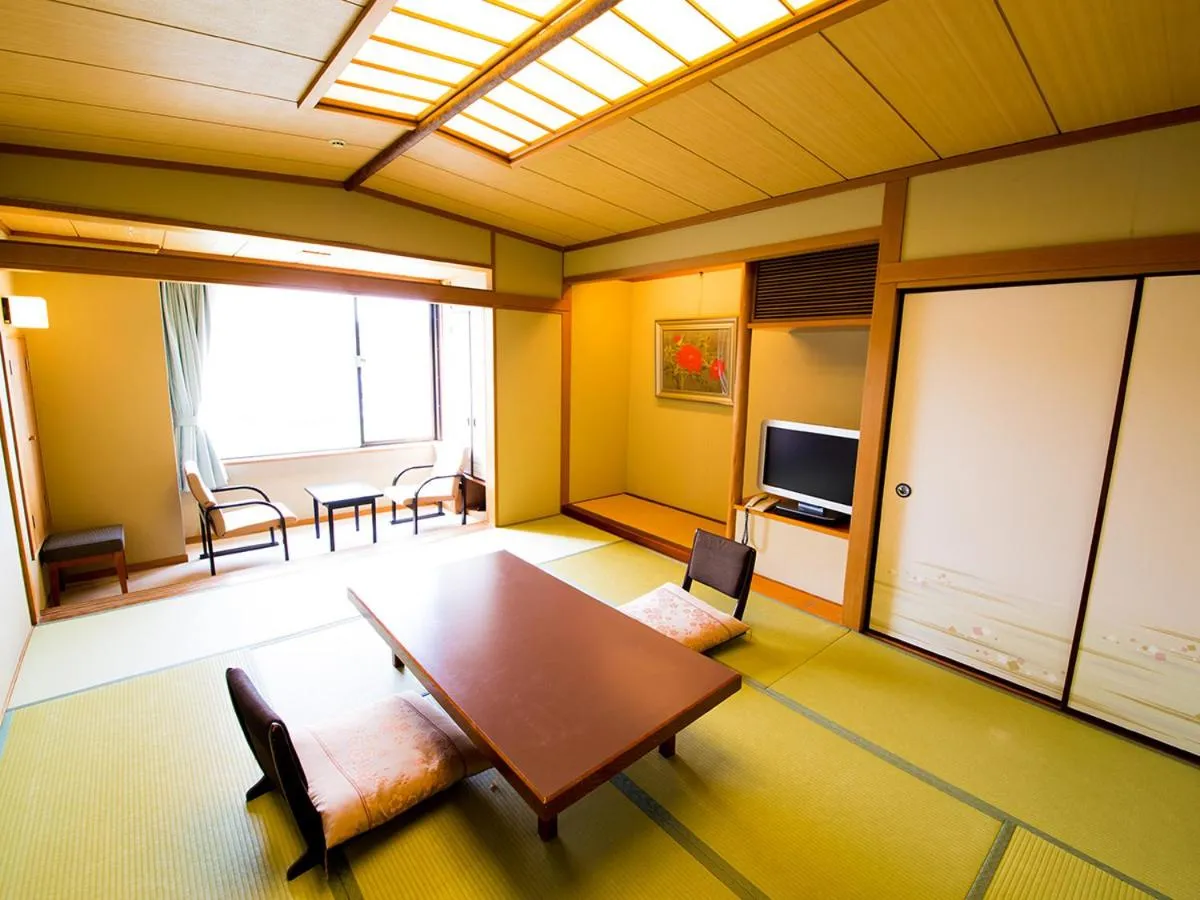 Photo of the whole room in Naruto Grand Hotel Kaigetsu