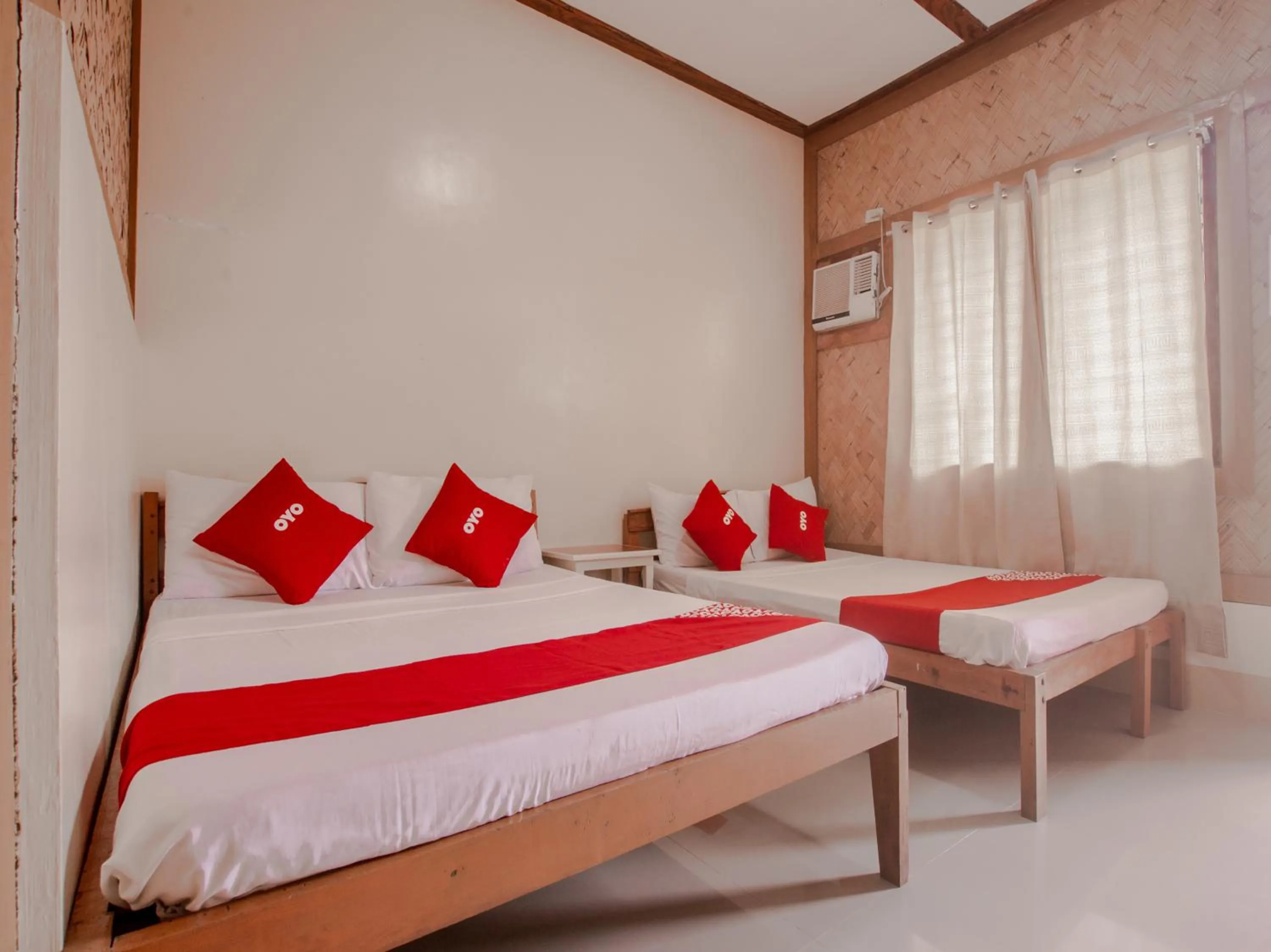 Bedroom, Bed in Telesfora Beach Cottage