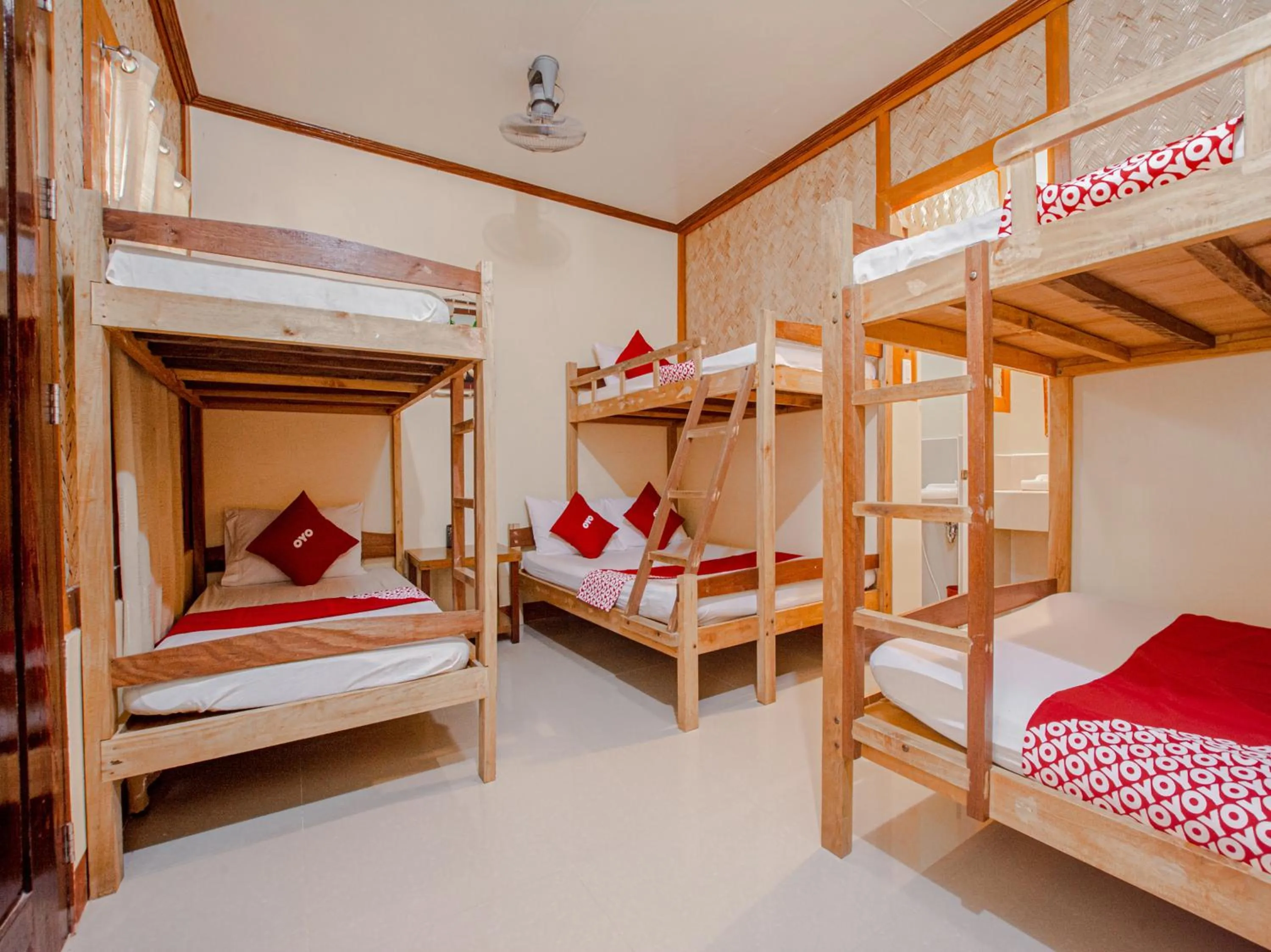 Bedroom, Bed in Telesfora Beach Cottage