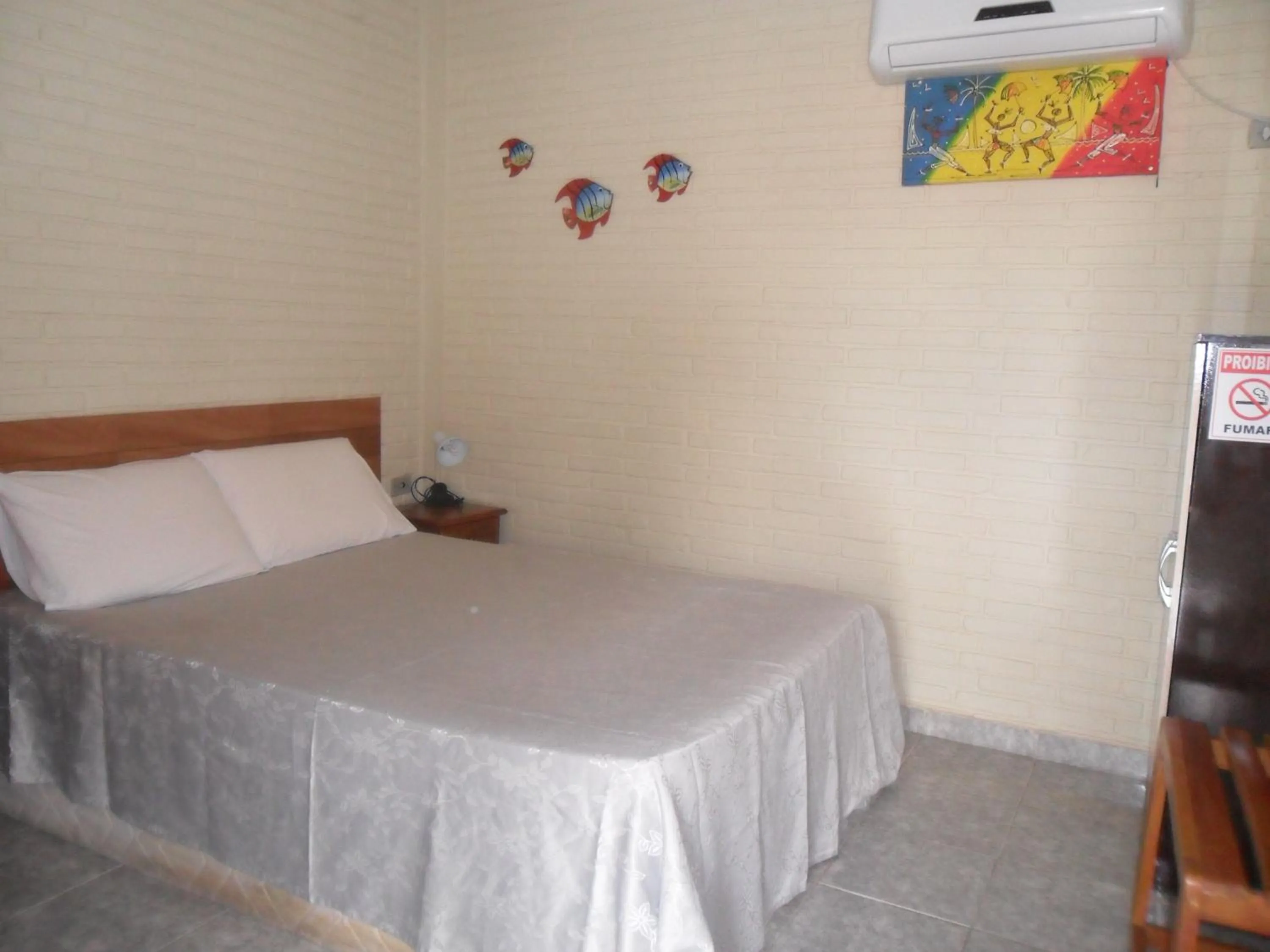 Property building, Bed in Pousada Recanto da Preguiça