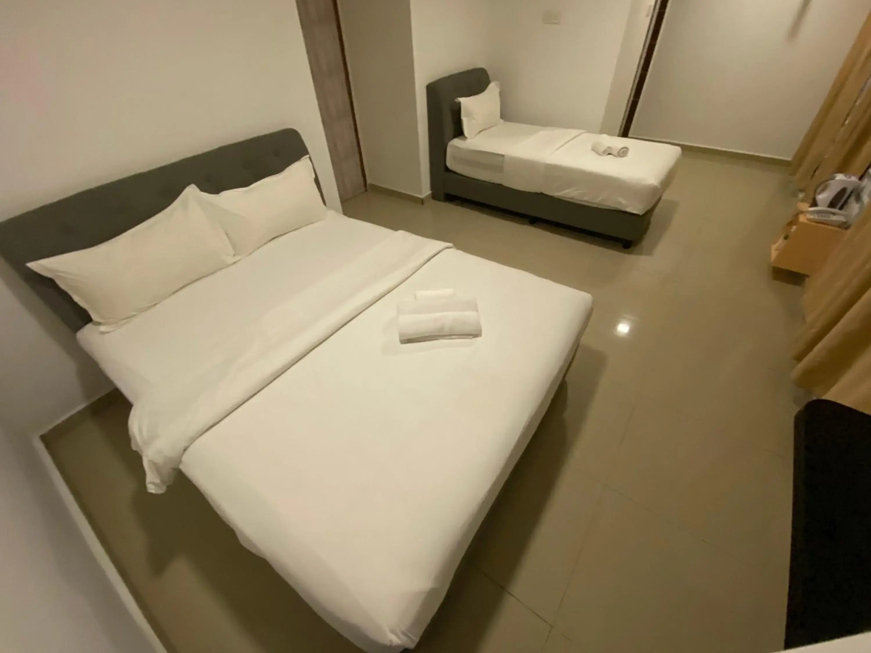 Bedroom, Bed in Shobi Hotel Johor Bahru Near CIQ JB Bedroom, Bed in Shobi Hotel Johor Bahru Near CIQ JB