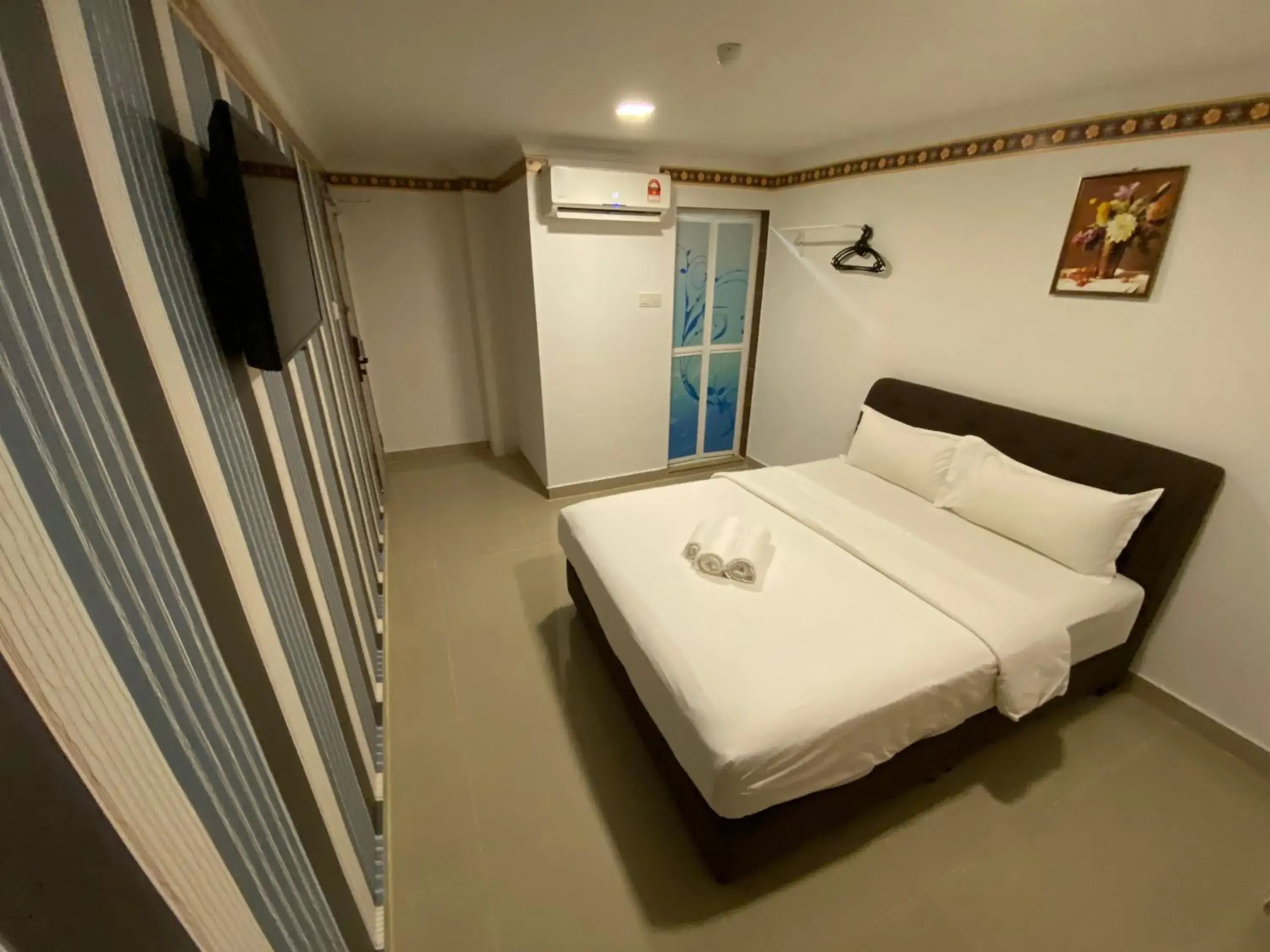 Bedroom, Bed in Shobi Hotel Johor Bahru Near CIQ JB Bedroom, Bed in Shobi Hotel Johor Bahru Near CIQ JB