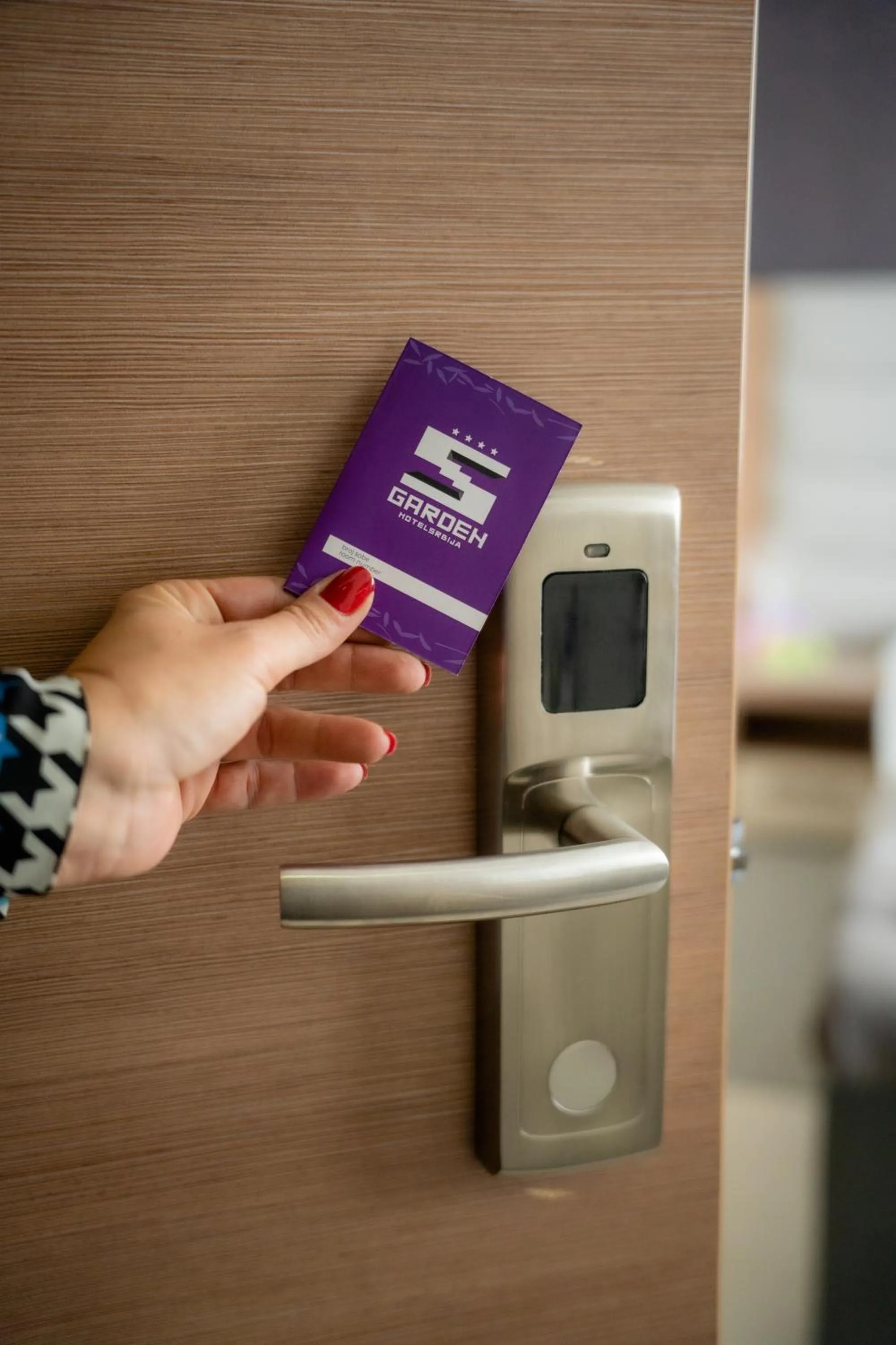 Text overlay in Hotel Srbija Garden-FREE PARKING