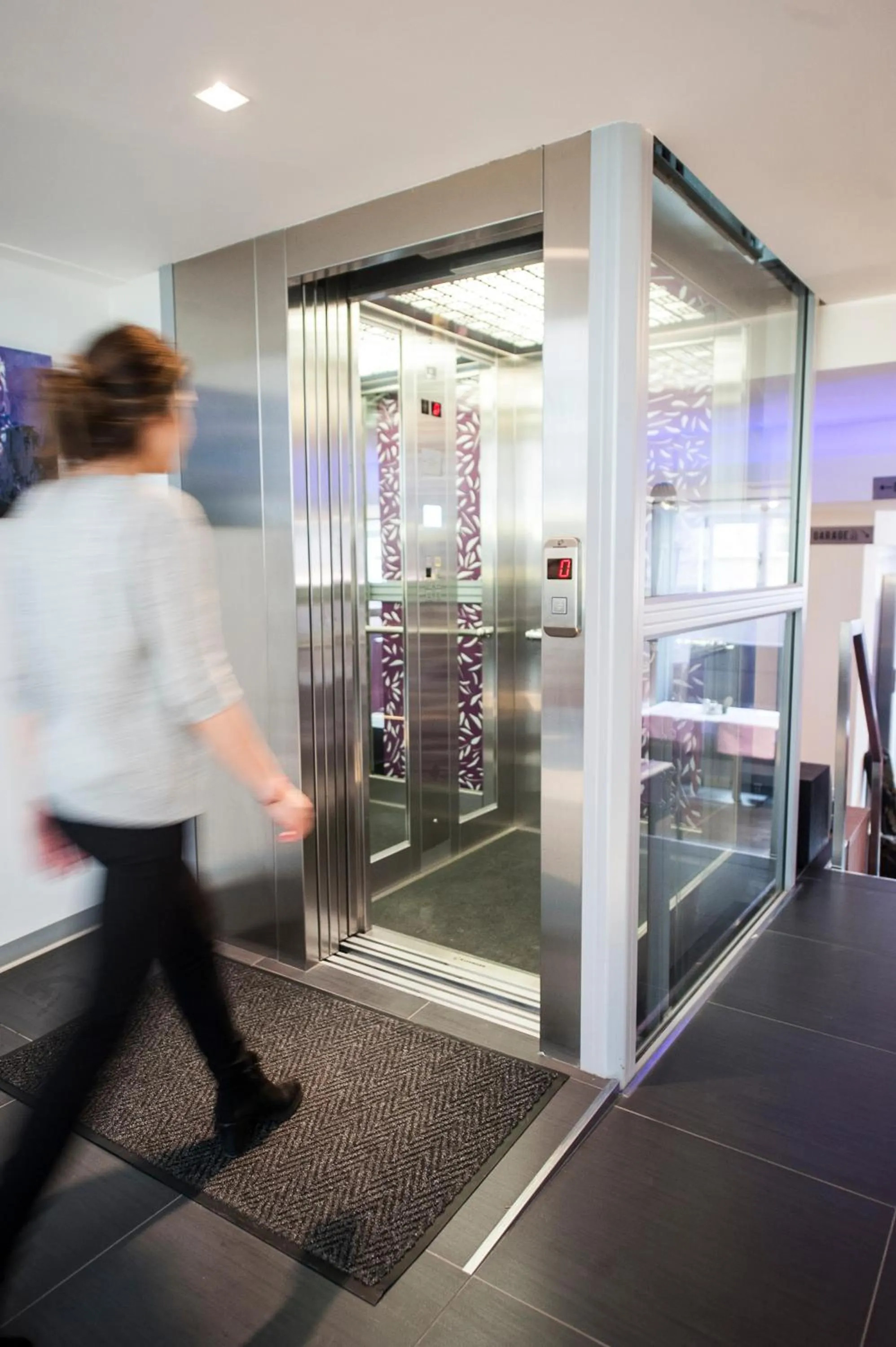 People in Hotel Srbija Garden-FREE PARKING