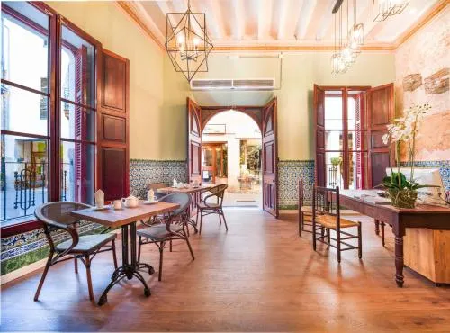 Lluna Aqua Soller - Adults Recommended