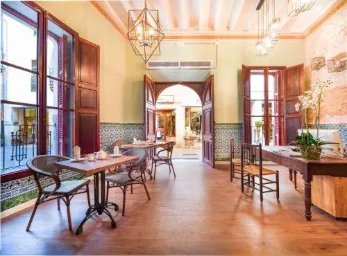 Lluna Aqua Soller - Adults Recommended Lluna Aqua Soller - Adults Recommended