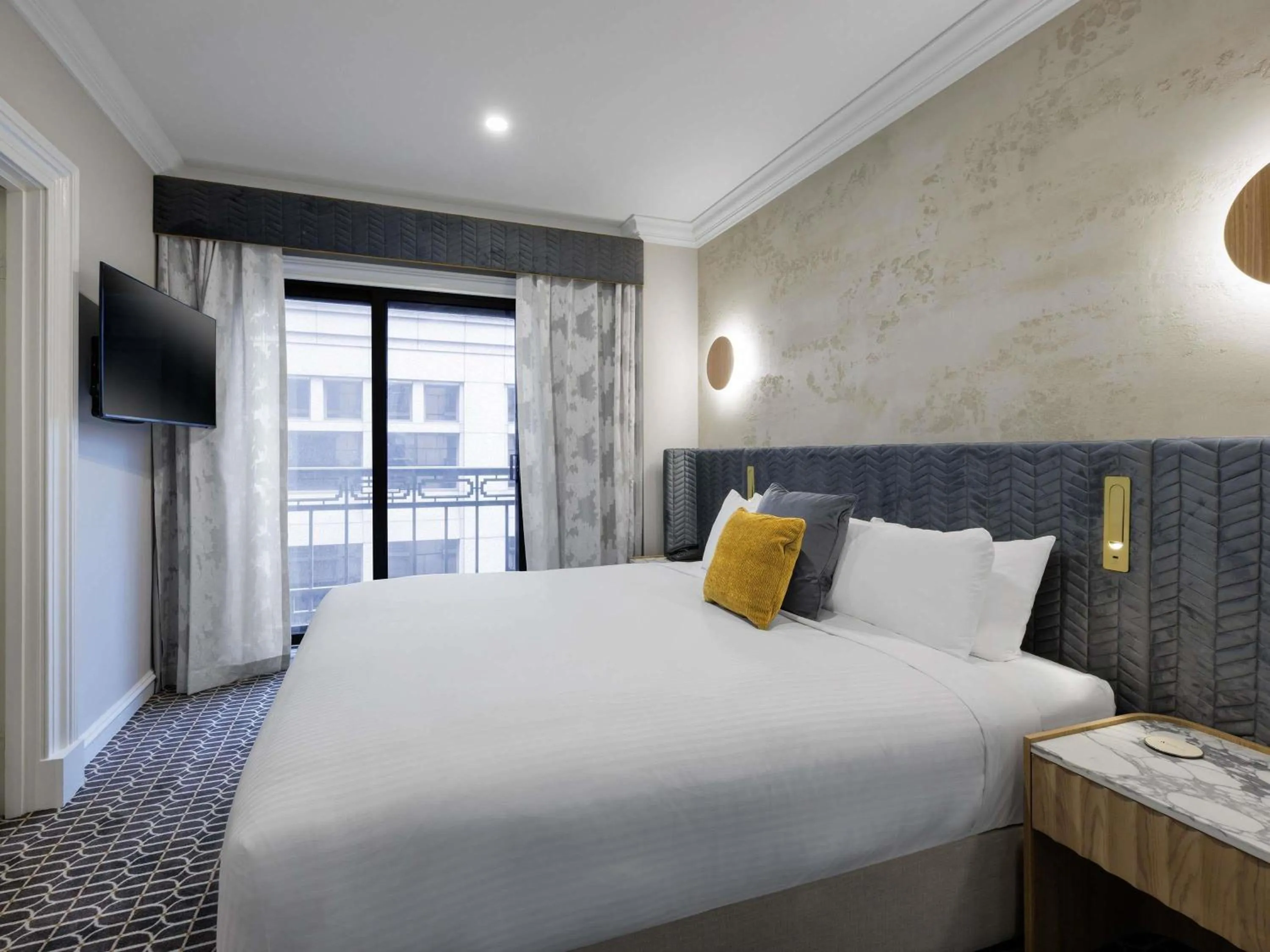 Bedroom, Bed in The Sebel Melbourne Flinders Lane