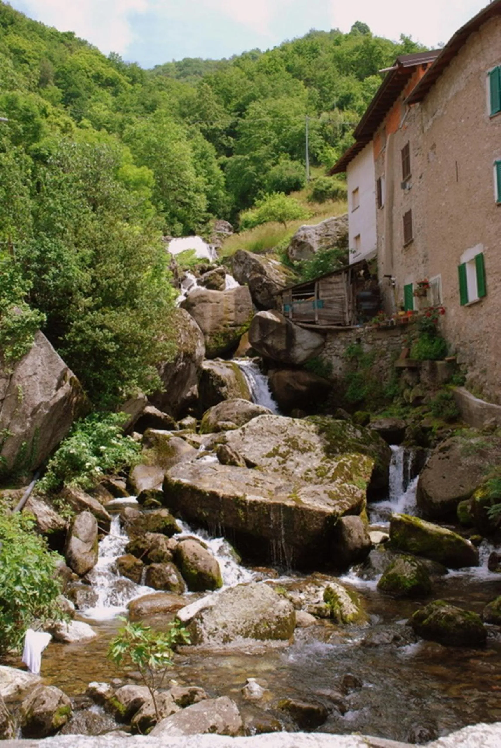 River view in La Ruota del Mulino