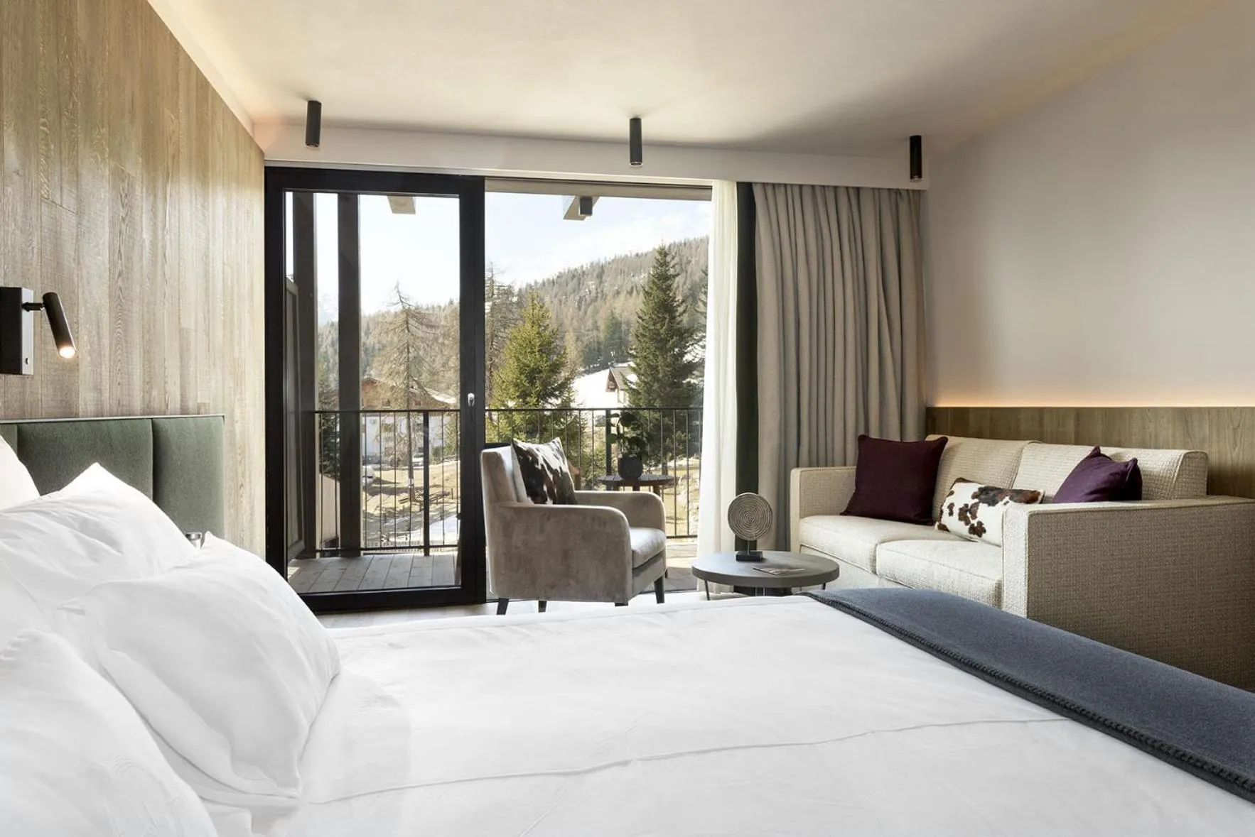 View (from property/room), Bed in Hotel Olangerhof