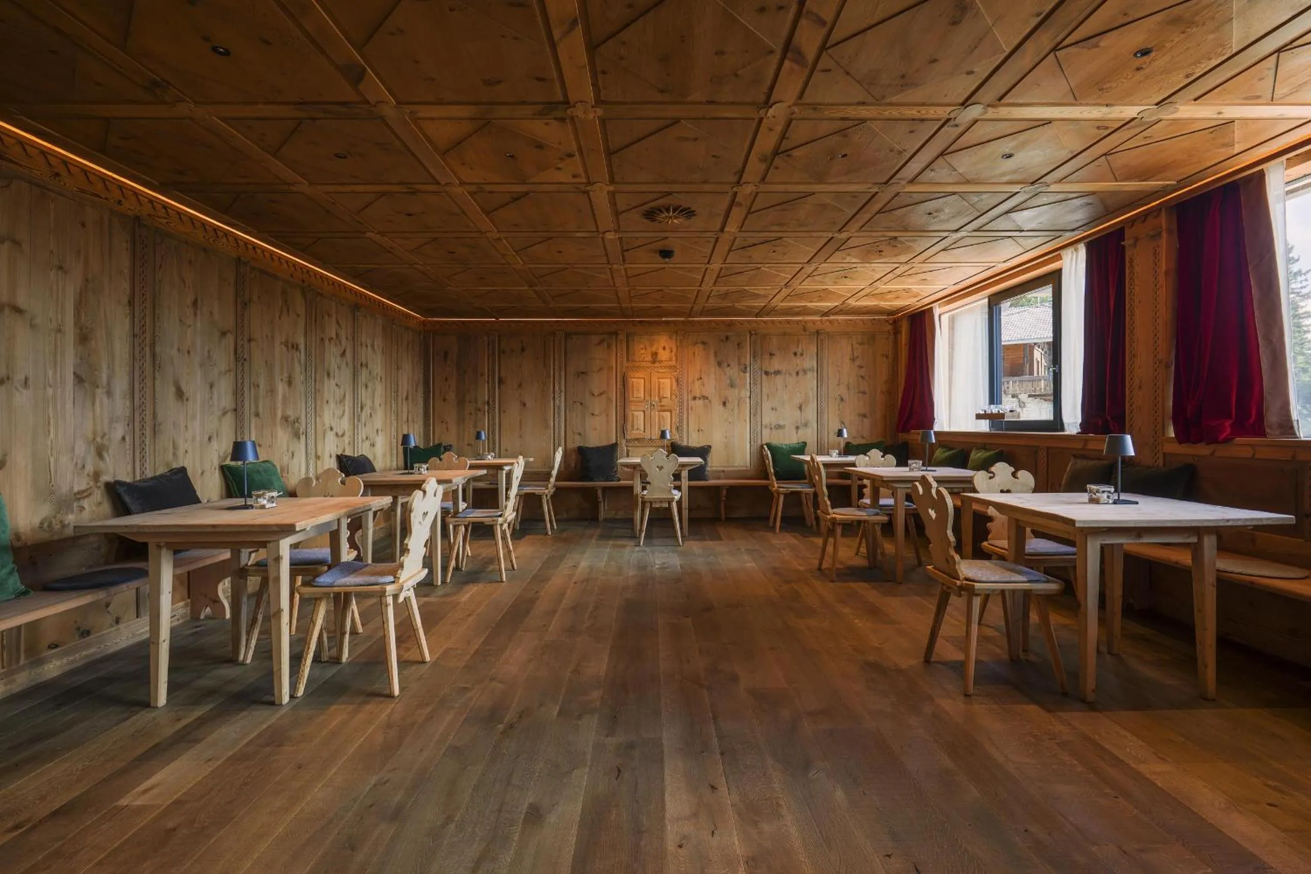 Restaurant/places to eat in Hotel Olangerhof