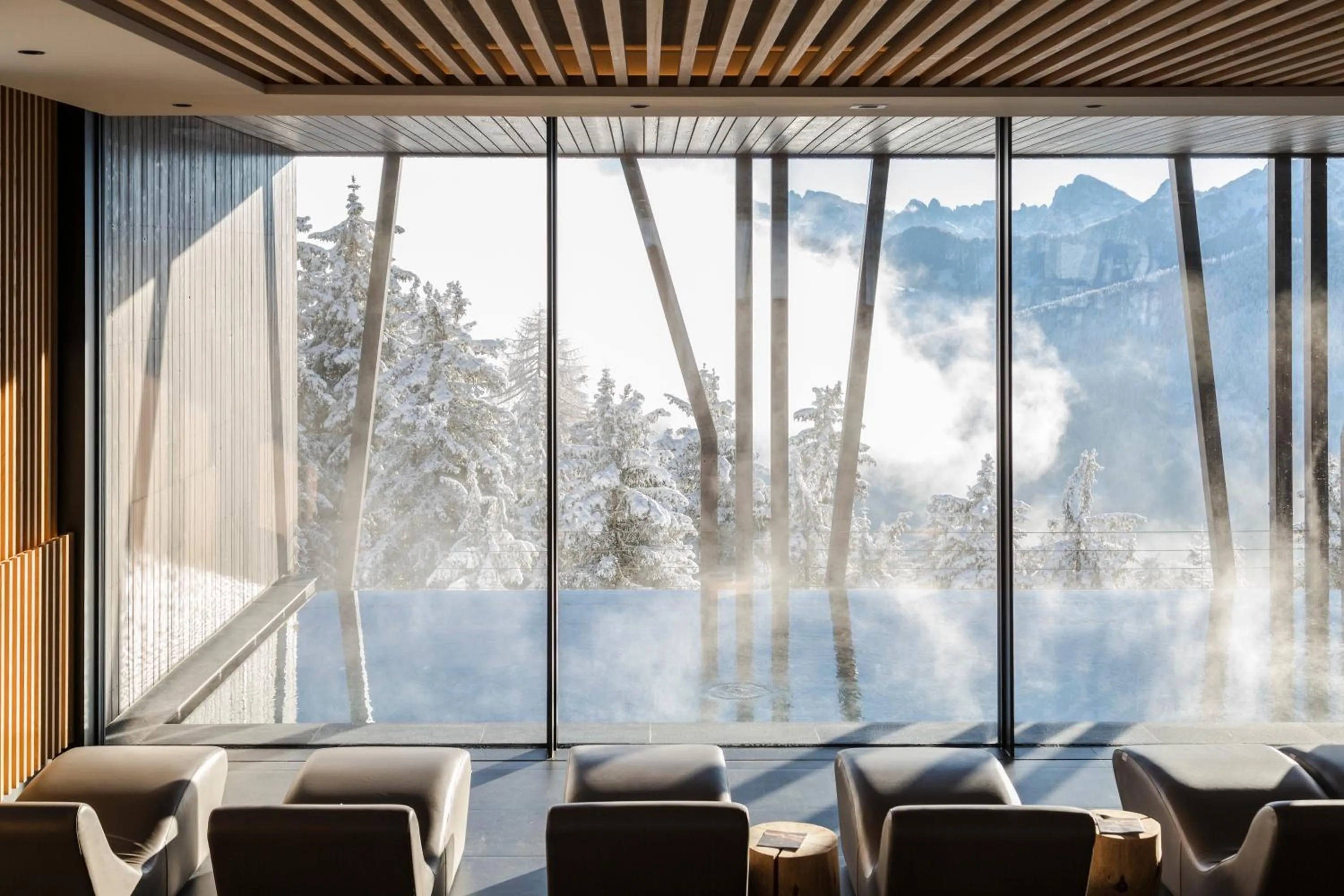 Swimming pool in Hotel Olangerhof