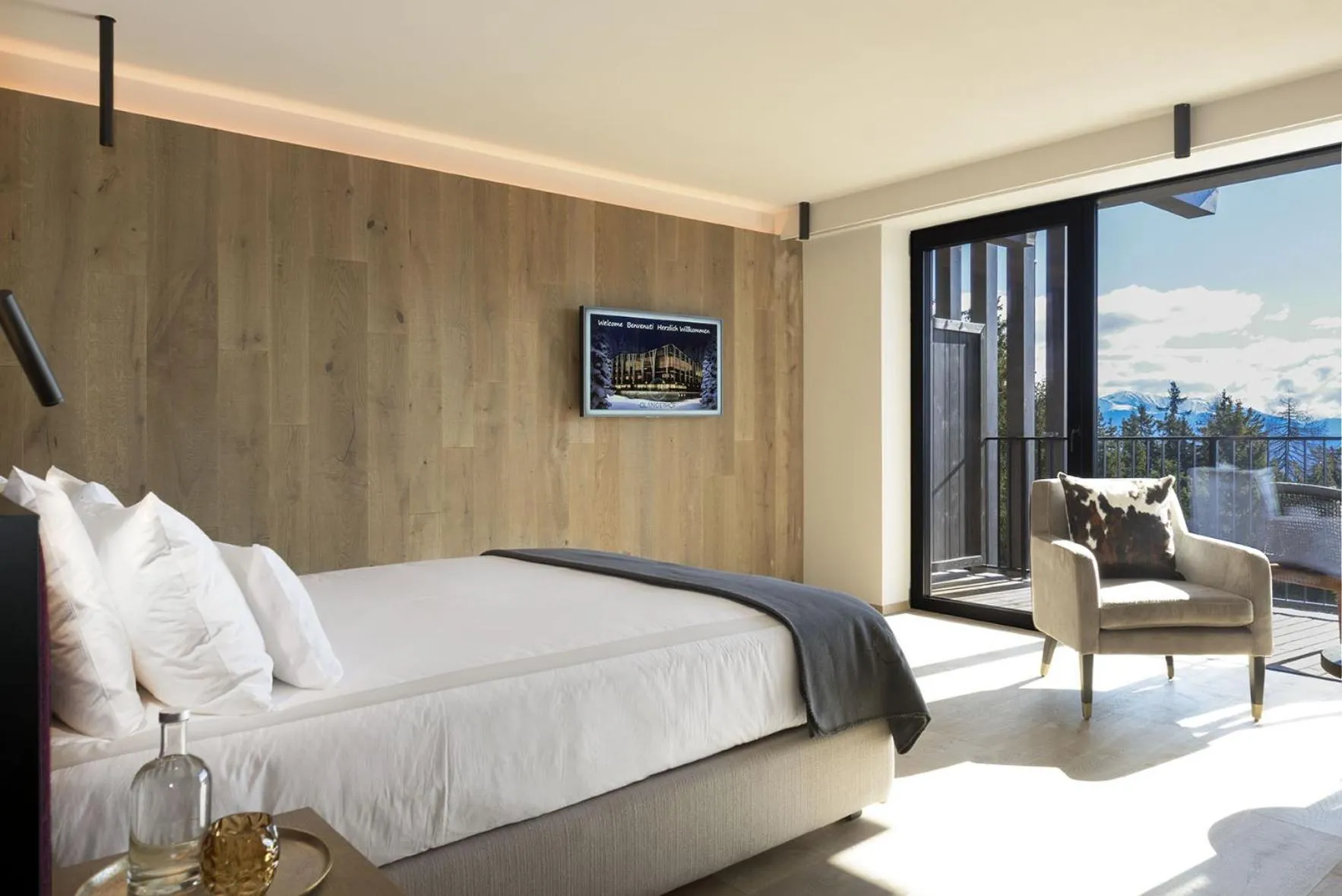 View (from property/room), Bed in Hotel Olangerhof