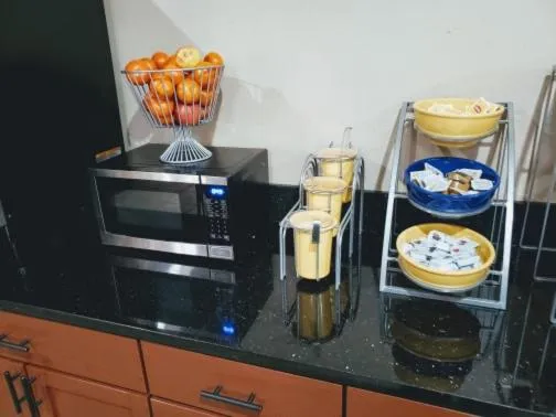 American breakfast in Days Inn & Suites by Wyndham Morris I-80