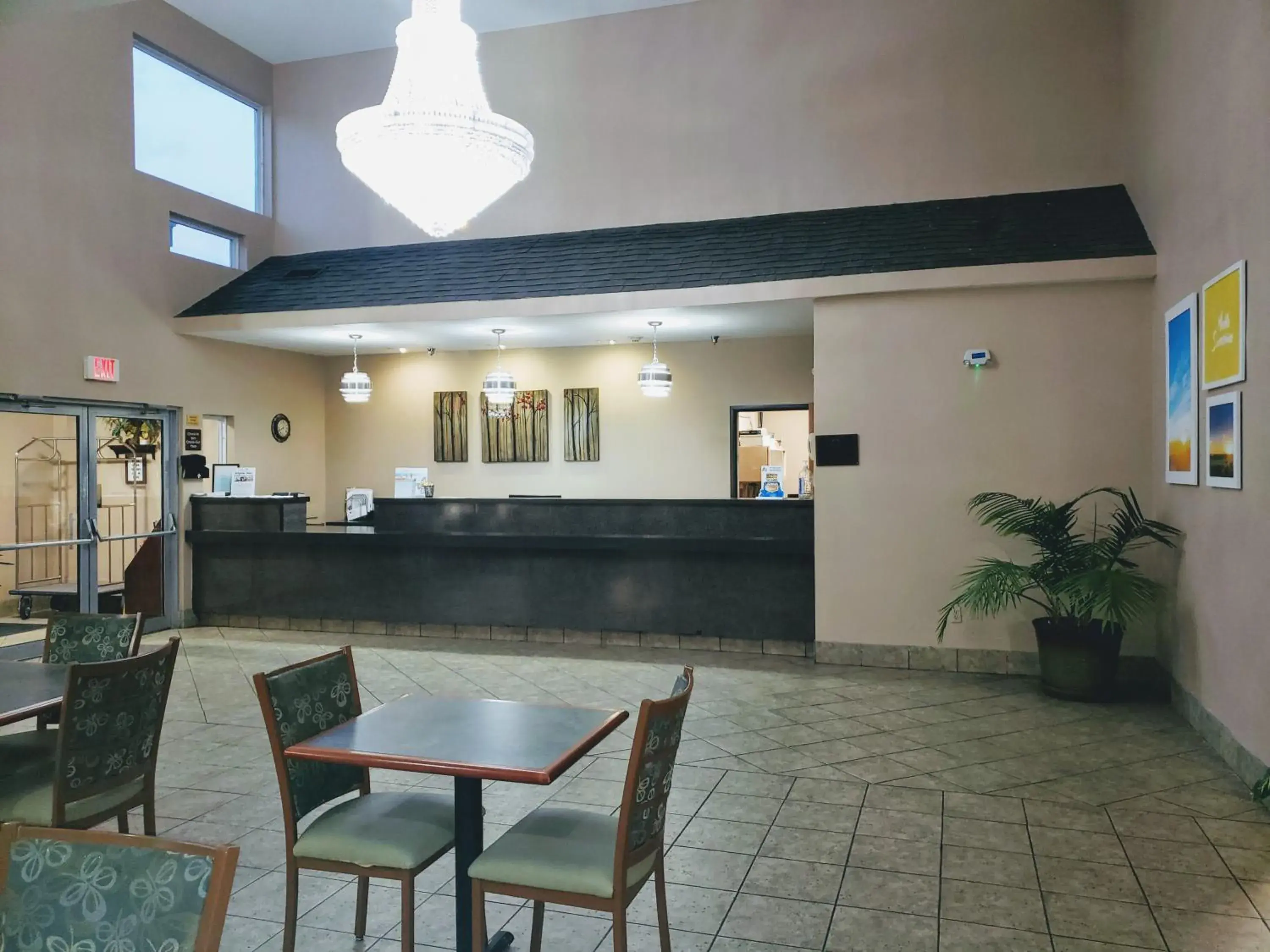 Lobby or reception in Days Inn & Suites by Wyndham Morris I-80 Lobby or reception in Days Inn & Suites by Wyndham Morris I-80