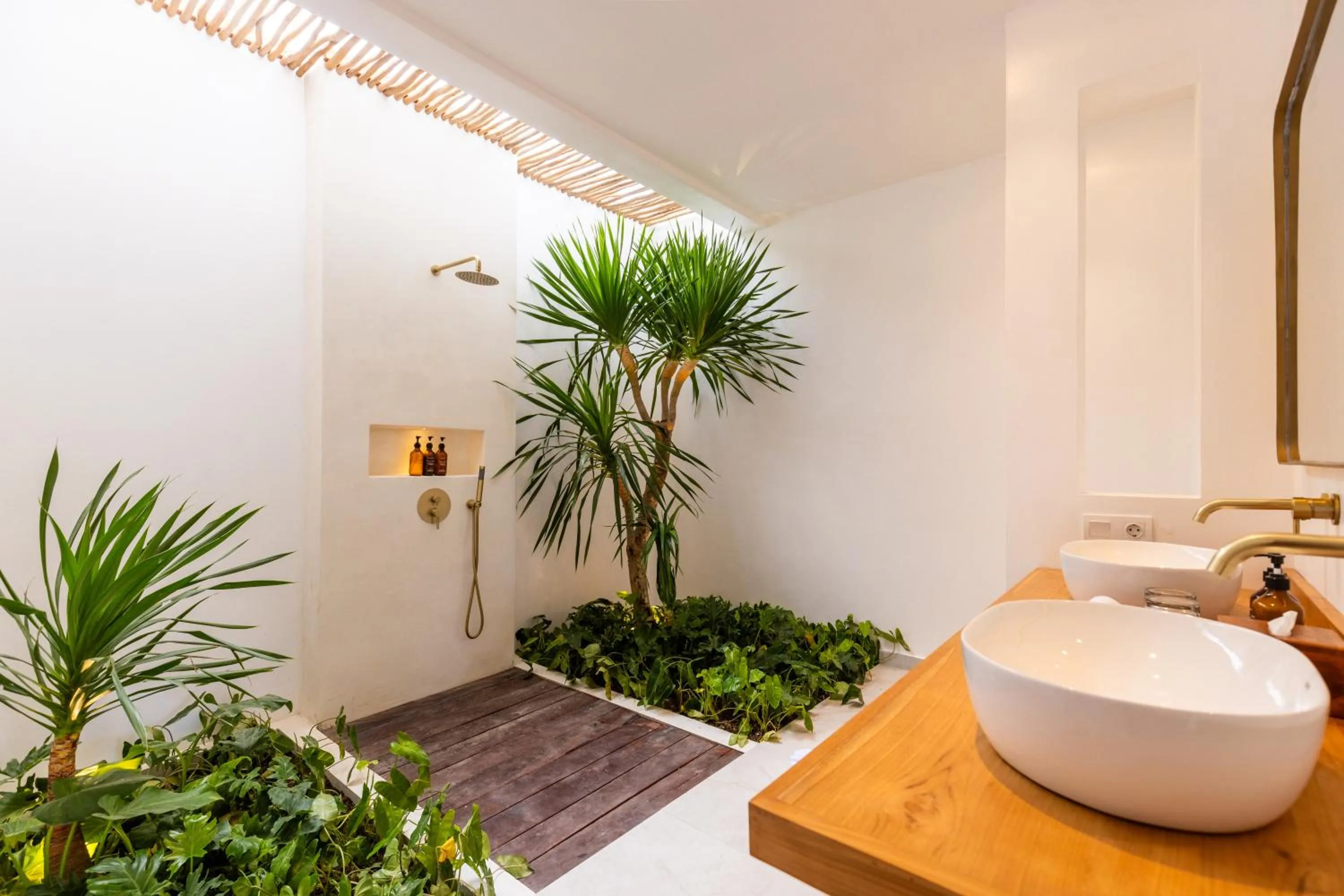 Bathroom in Sikara Lombok Hotel