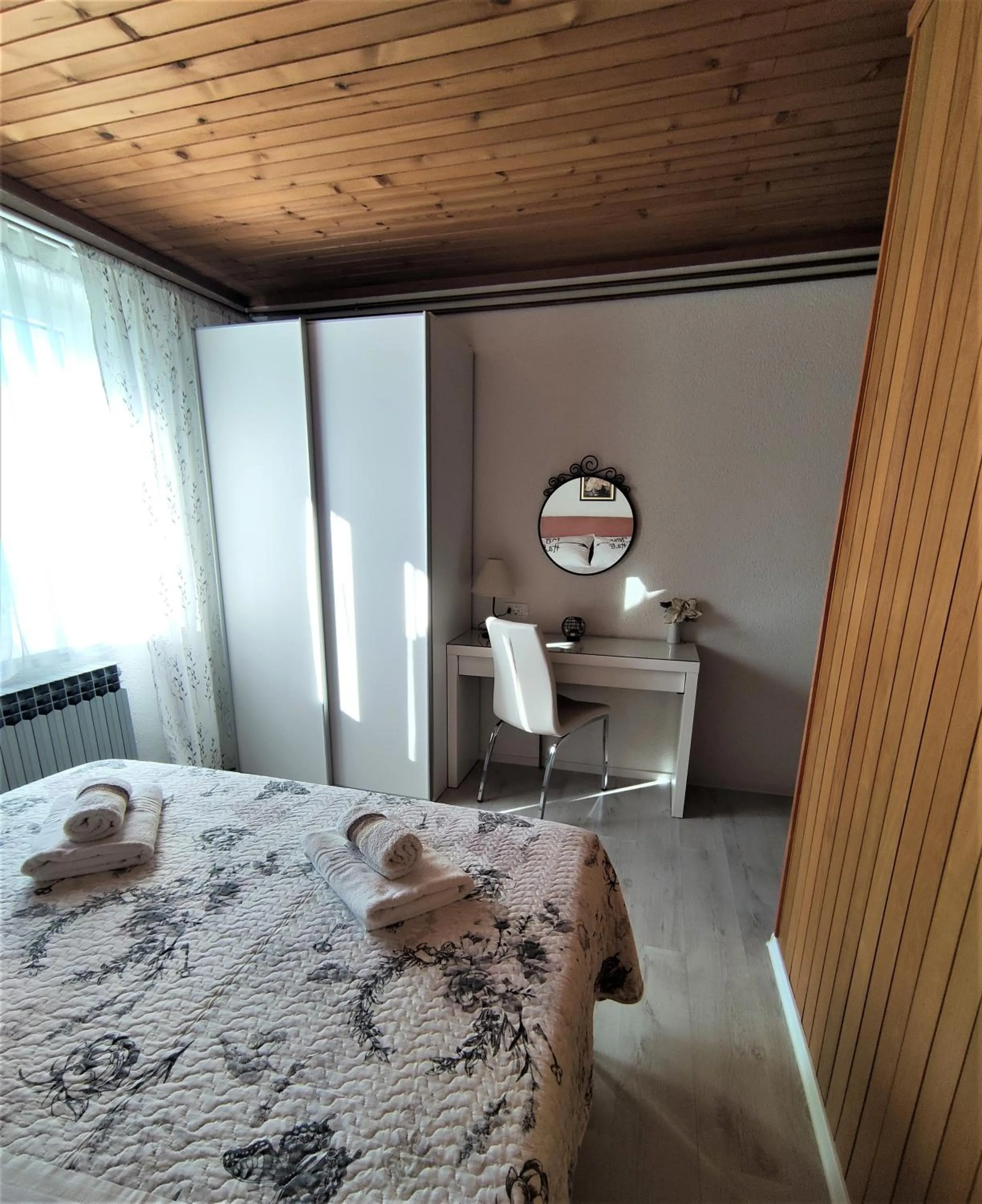 Bedroom, Bed in Villa Radić