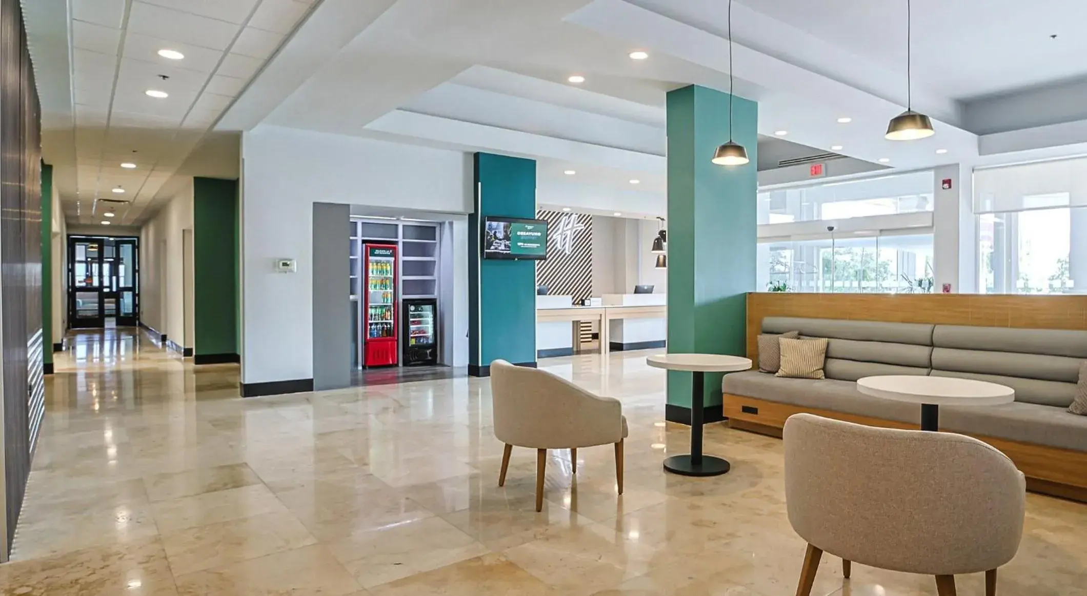 Property building in Holiday Inn Reynosa Industrial Poniente by IHG Property building in Holiday Inn Reynosa Industrial Poniente by IHG