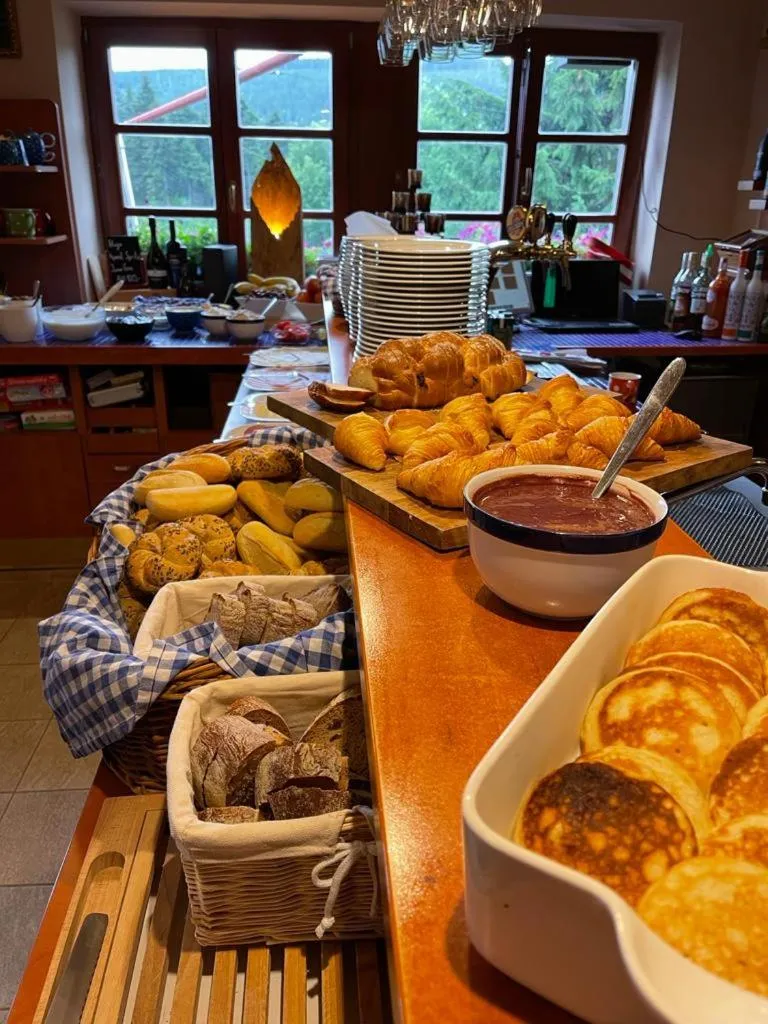 Food in Hotel Oddech