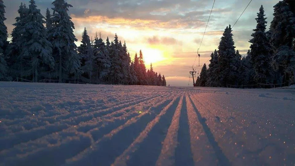 Skiing in Hotel Oddech