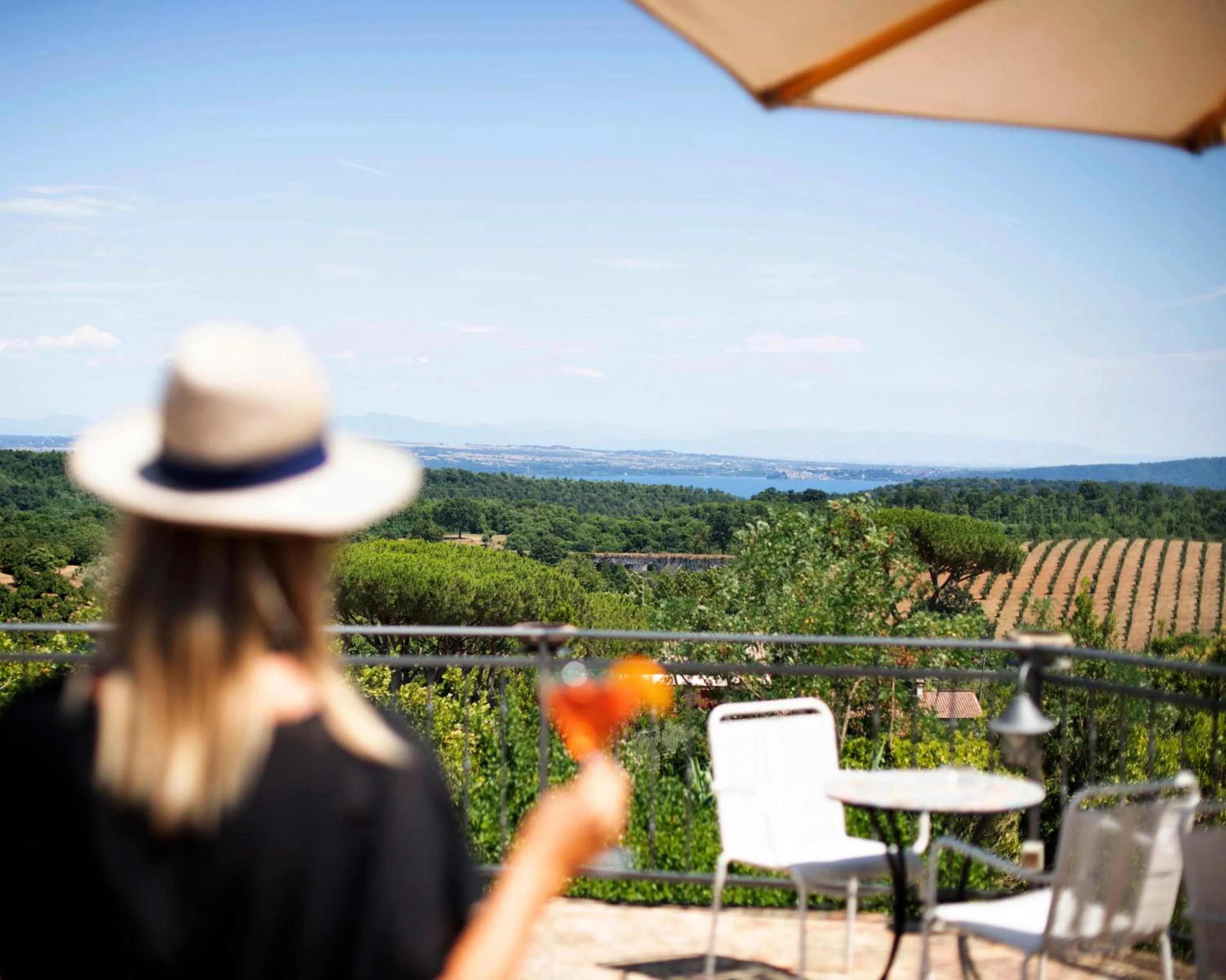 People in Villa Clodia Relais