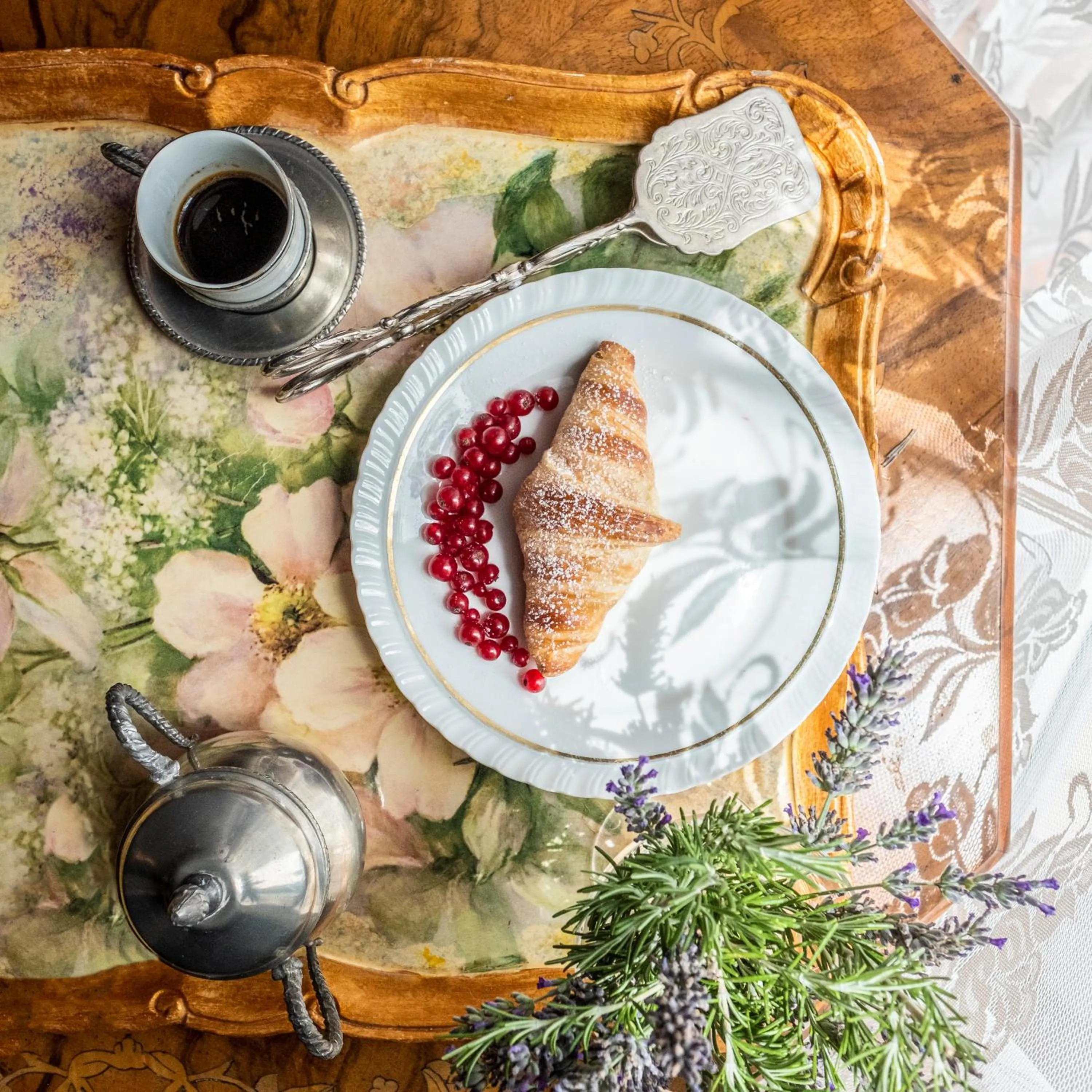 Continental breakfast in Villa Clodia Relais