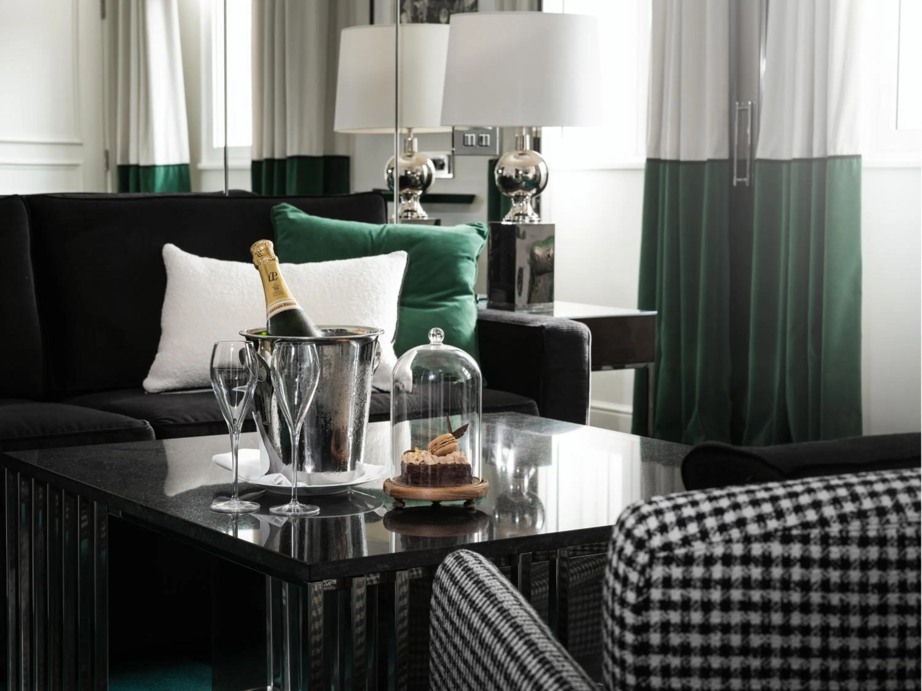 Living room in Sofitel London St James