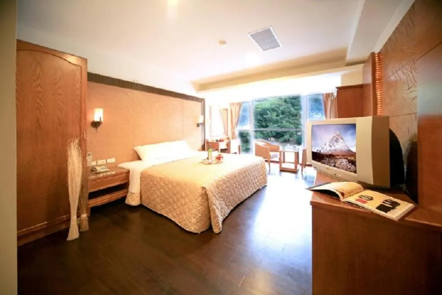 bunk bed in Ming Lu Holiday Hotel