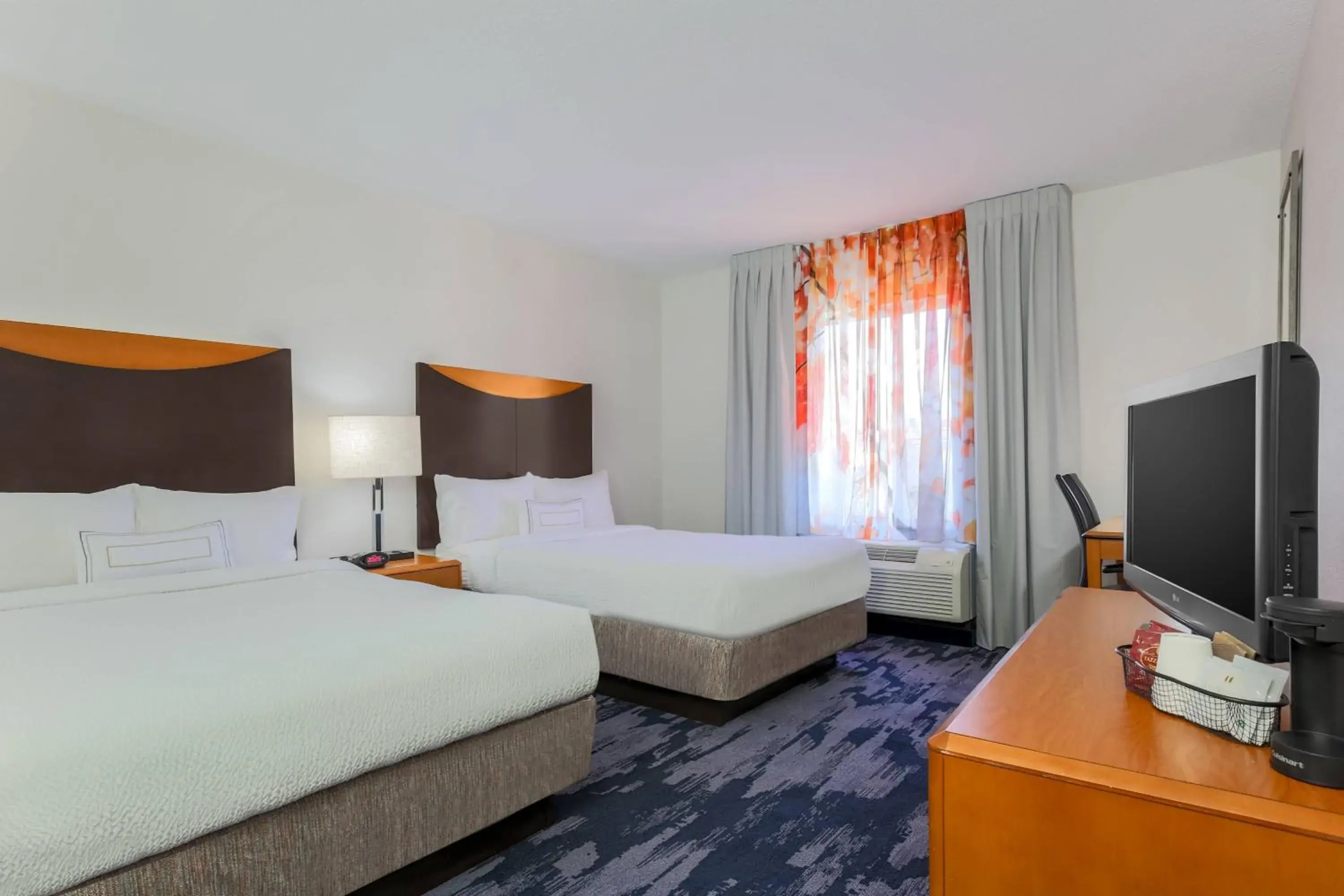 Double Room with Two Double Beds and Tub - Mobility and Hearing Accessible in Fairfield Inn & Suites by Marriott Mahwah Double Room with Two Double Beds and Tub - Mobility and Hearing Accessible in Fairfield Inn & Suites by Marriott Mahwah