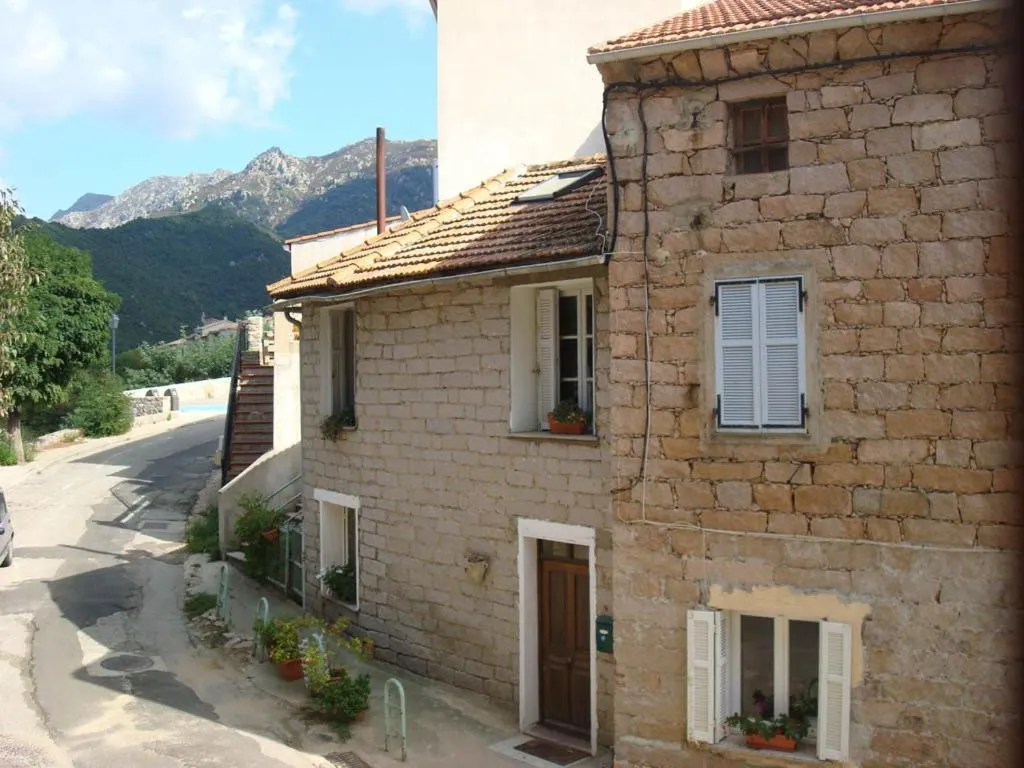 Facade/entrance in Hôtel Restaurant Sole e Monte