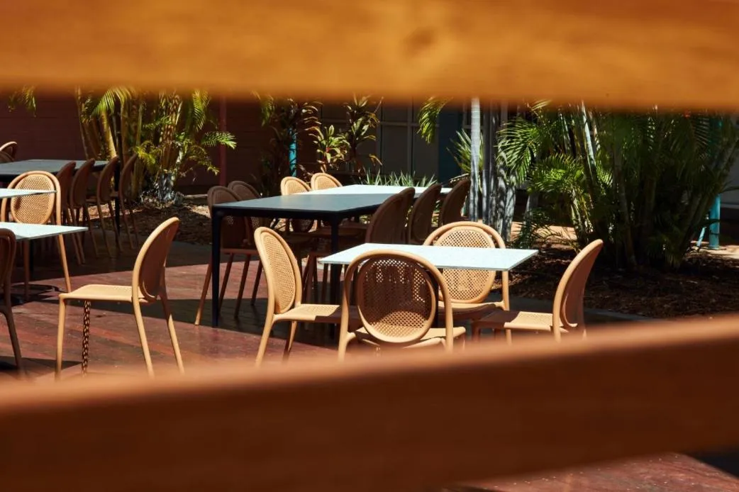 Restaurant/places to eat in The Continental Hotel