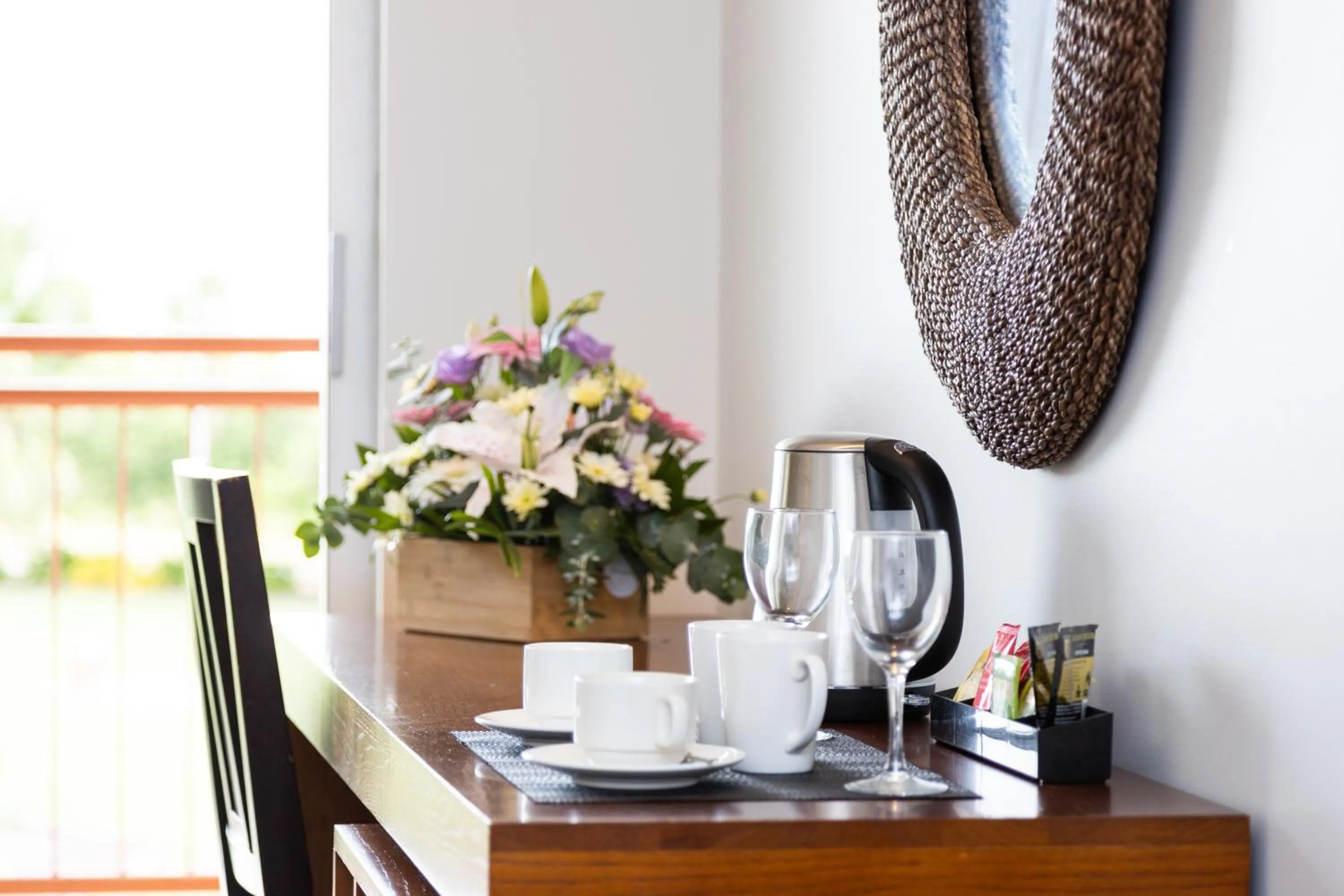 Coffee/tea facilities in The Continental Hotel