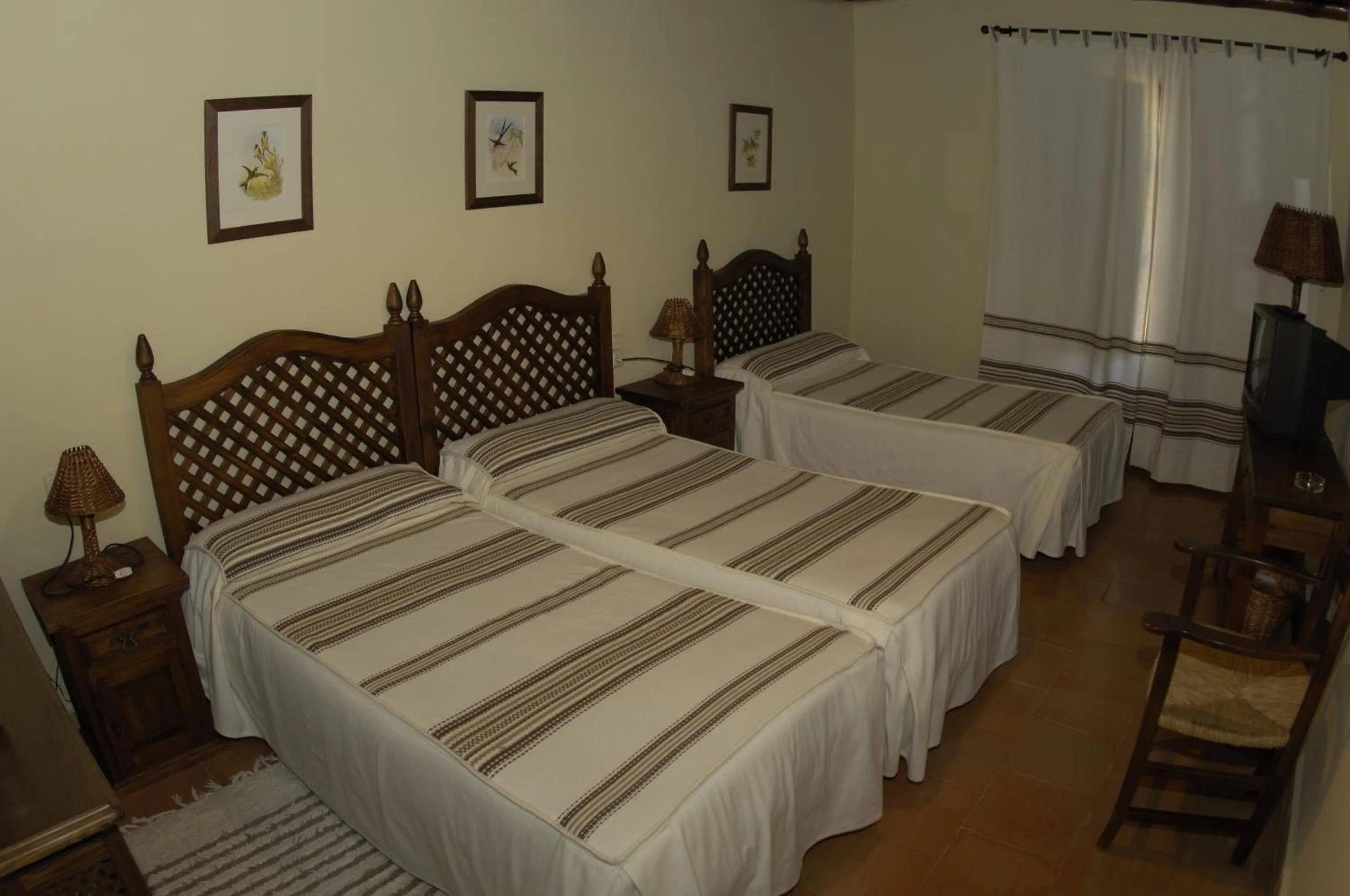 Triple Room with Mountain View in Hotel Rural San Roque