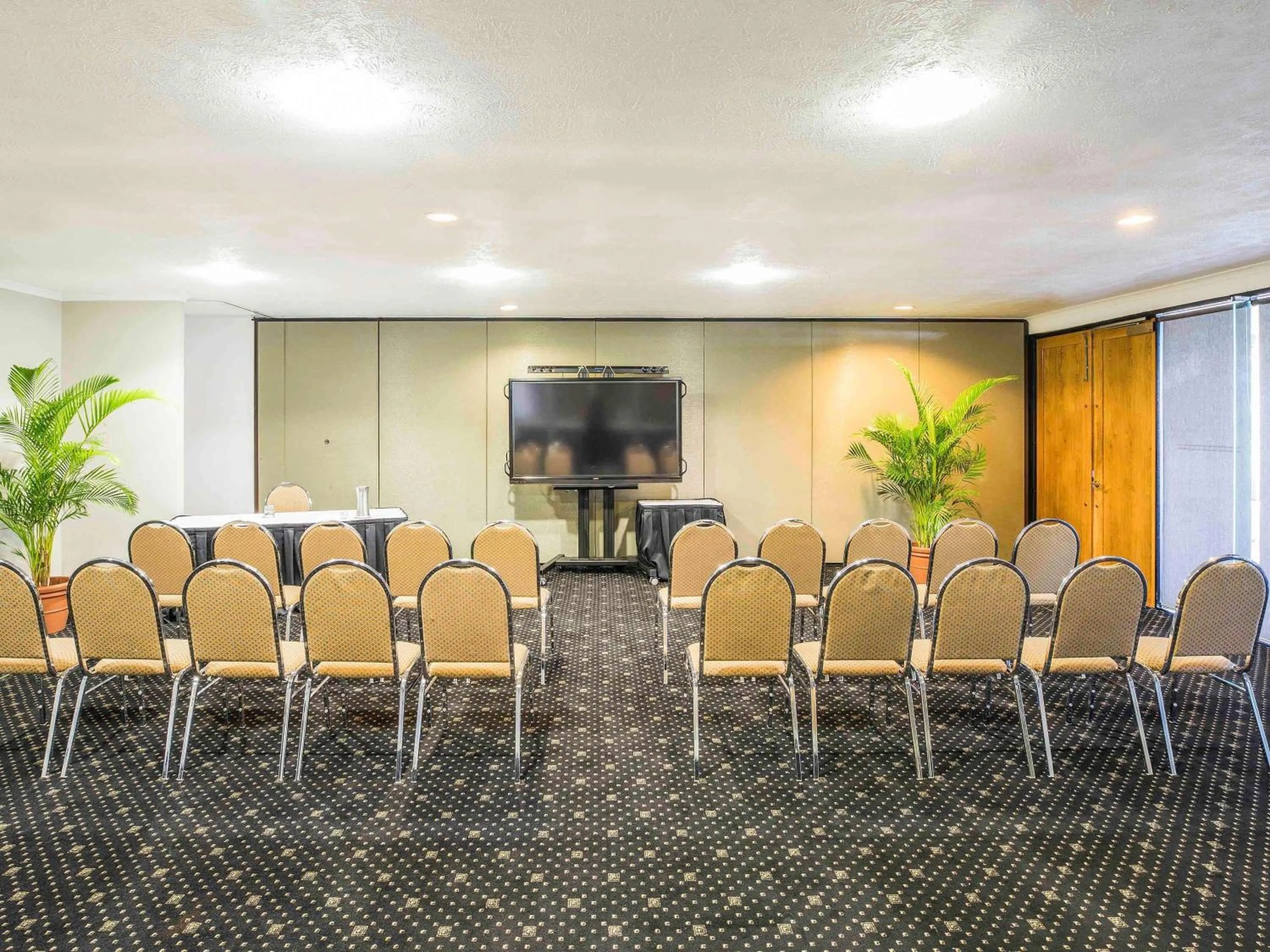 Meeting/conference room in Mercure Townsville