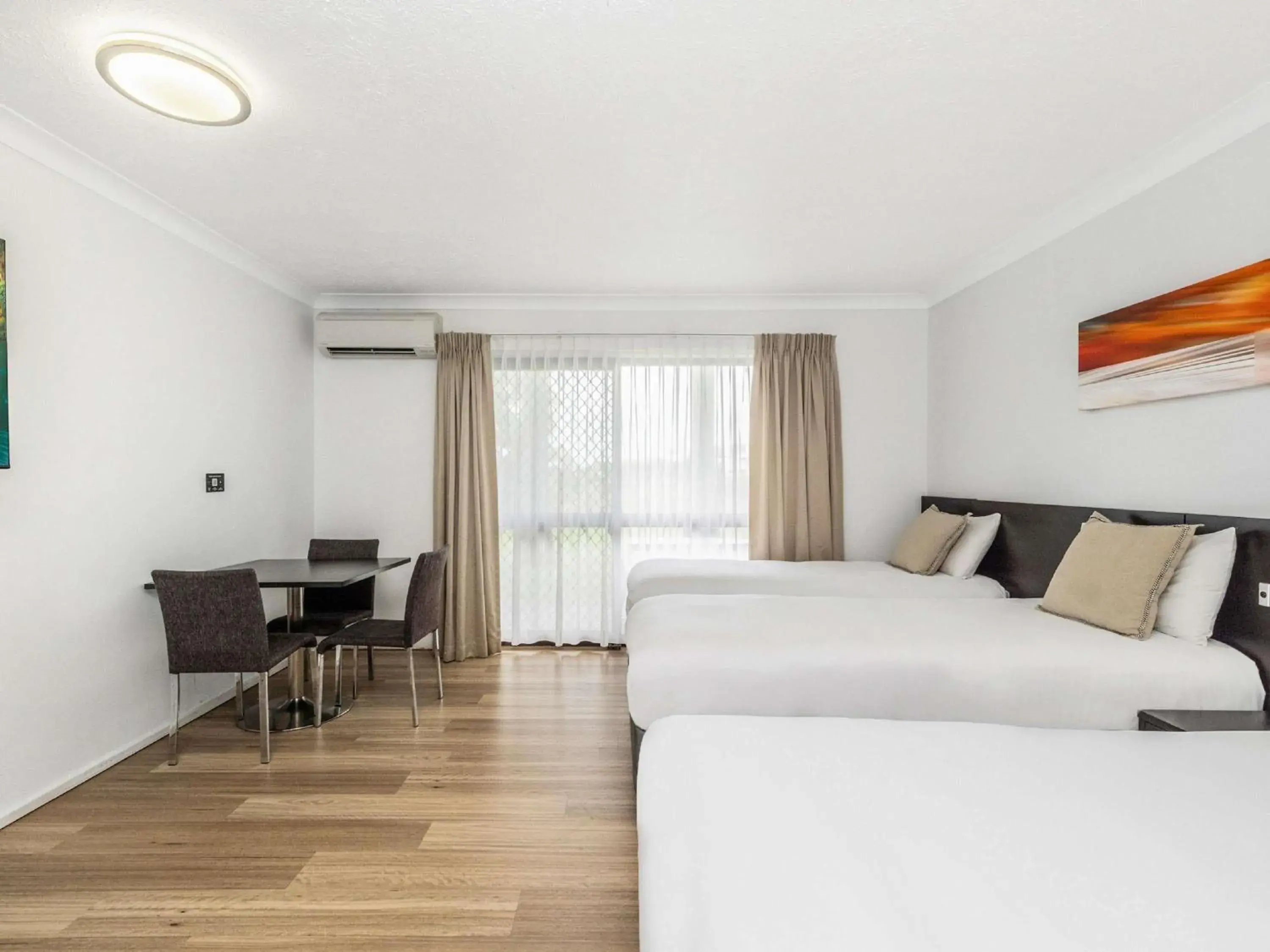 Bedroom, Bed in Mercure Townsville Bedroom, Bed in Mercure Townsville