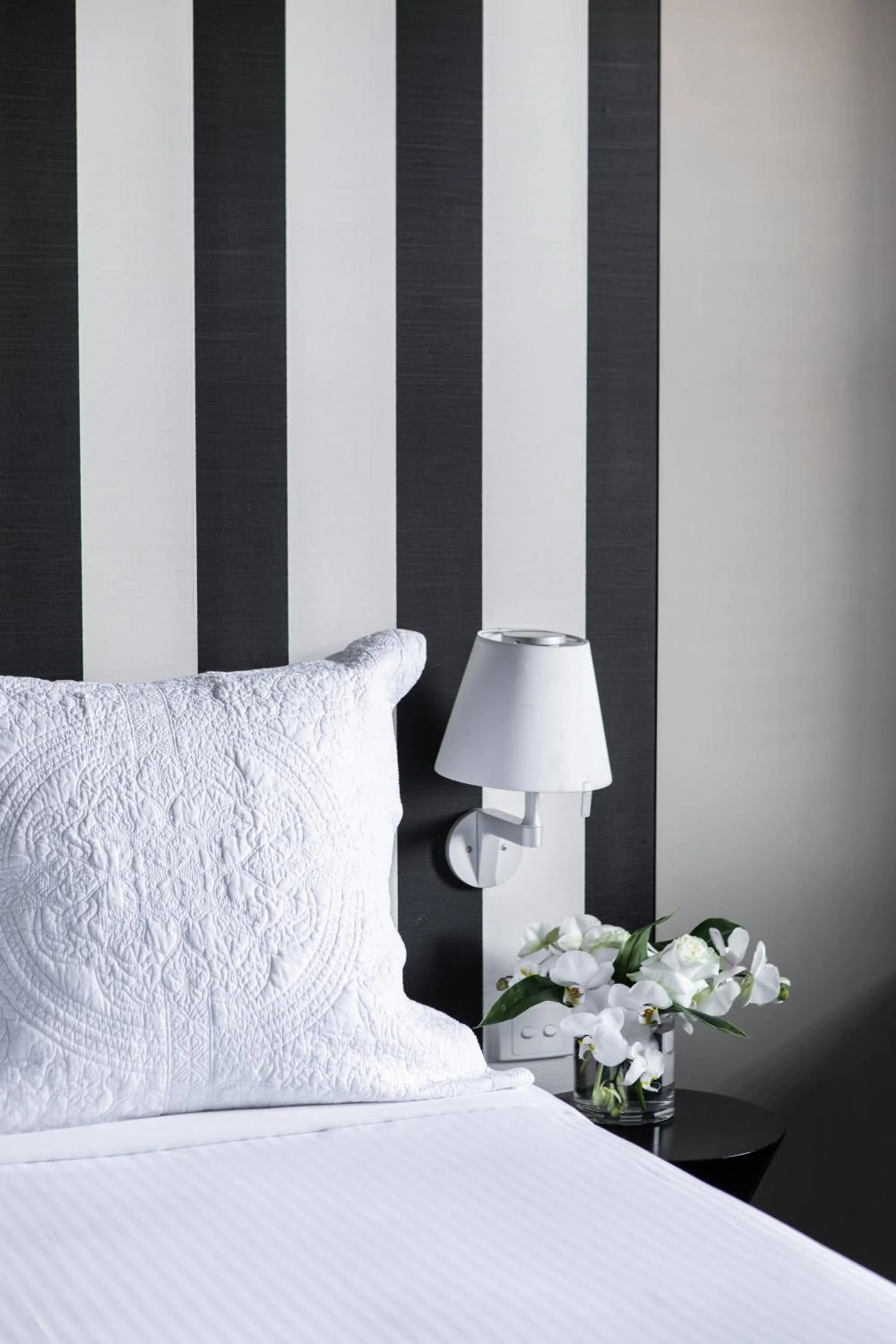 Decorative detail, Bed in Lancemore Mansion Hotel Werribee Park