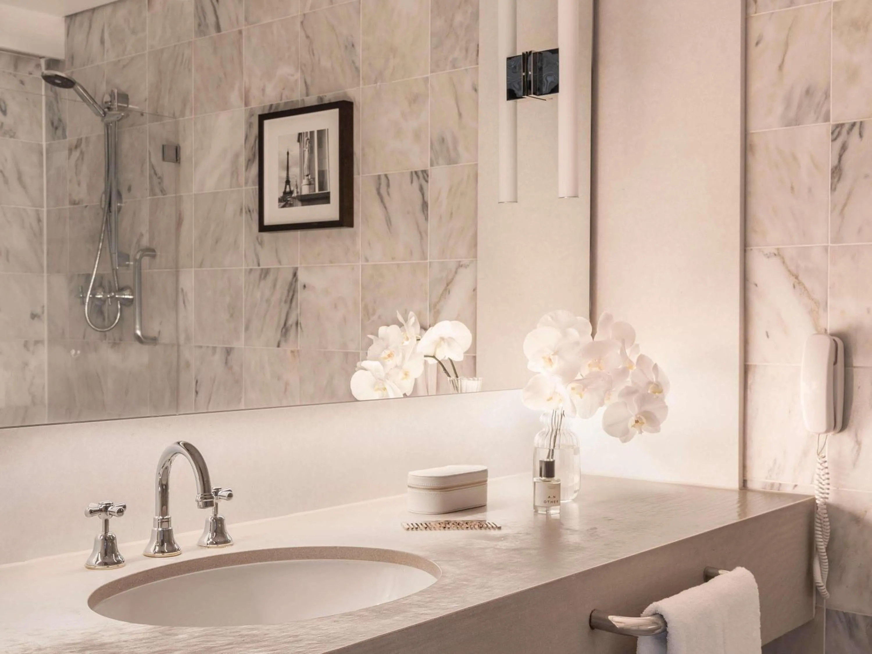 Bedroom in Sofitel Melbourne On Collins