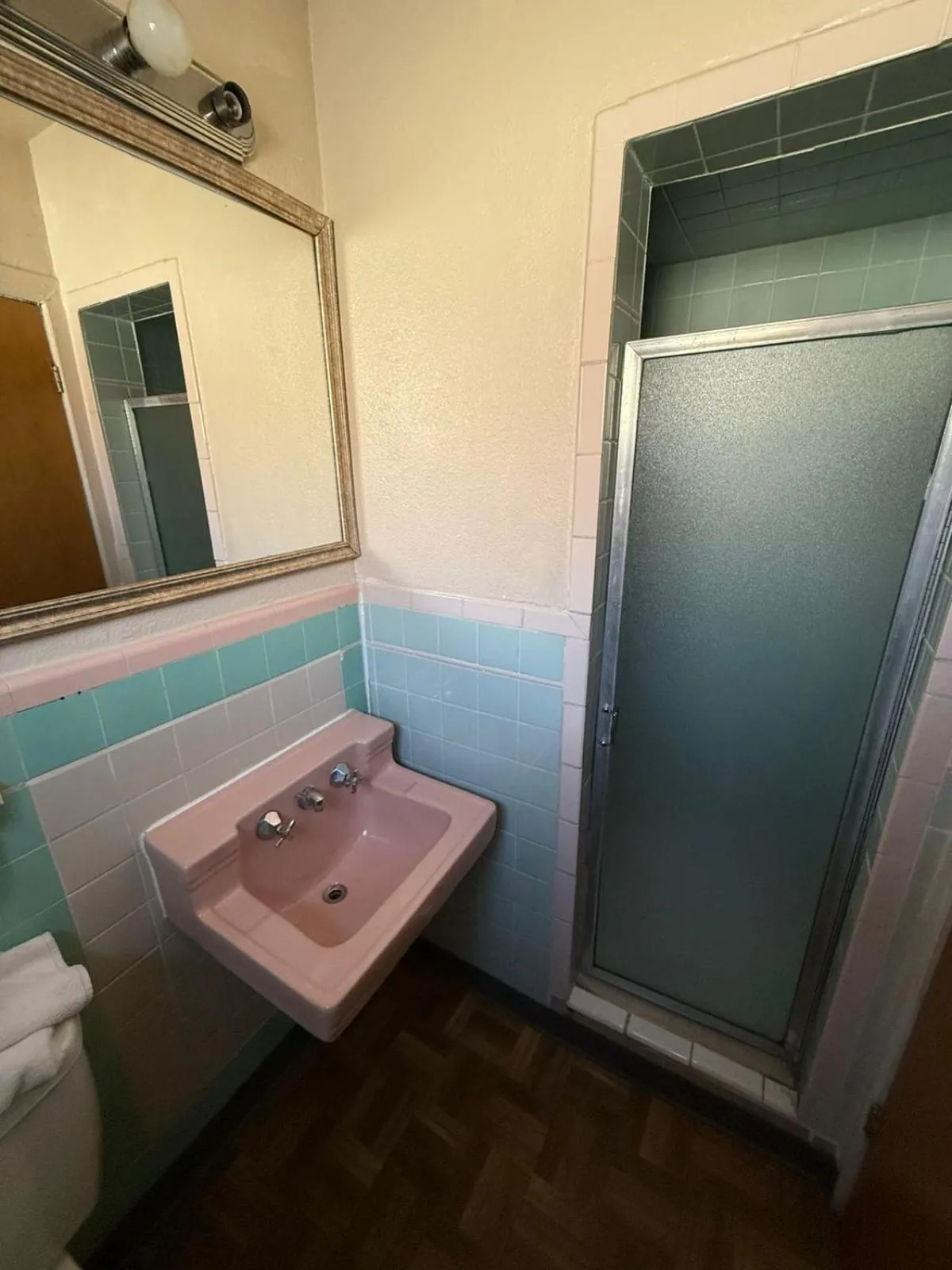 Bathroom in Springs Inn by Capital O I 25