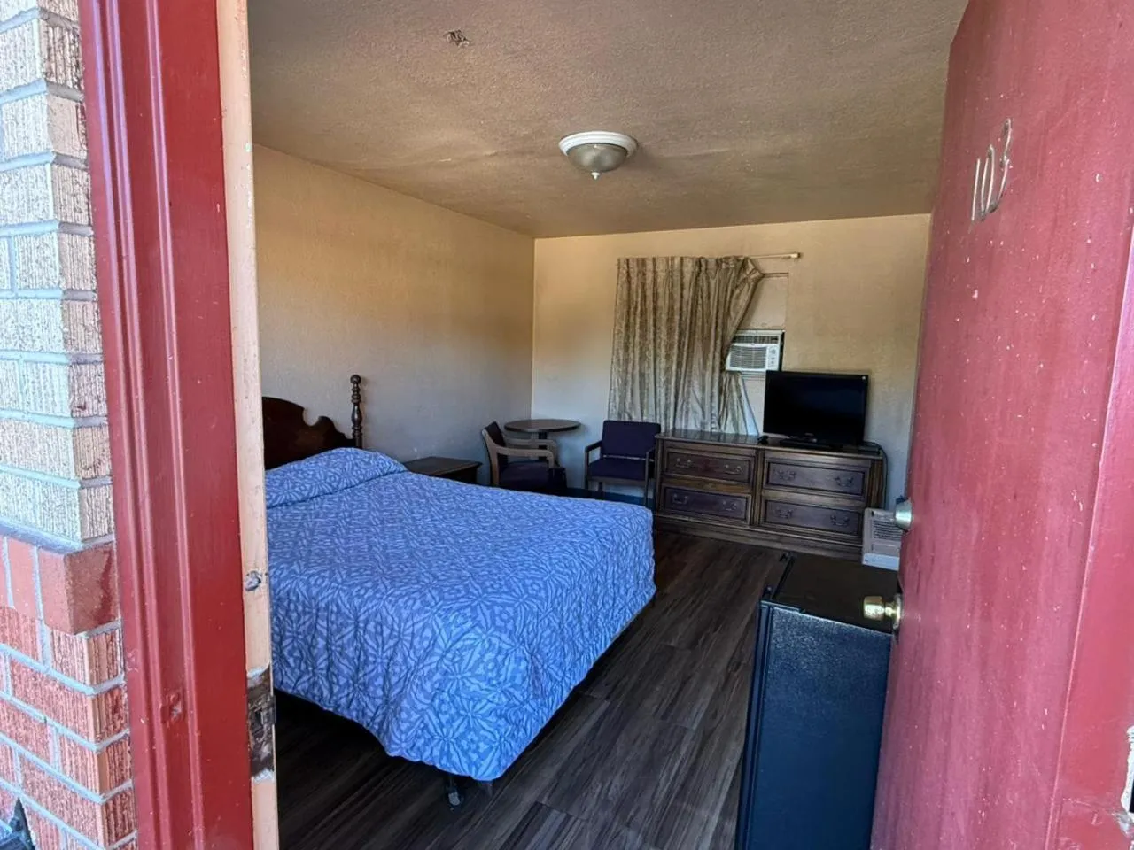 Bedroom, Bed in Springs Inn by Capital O I 25