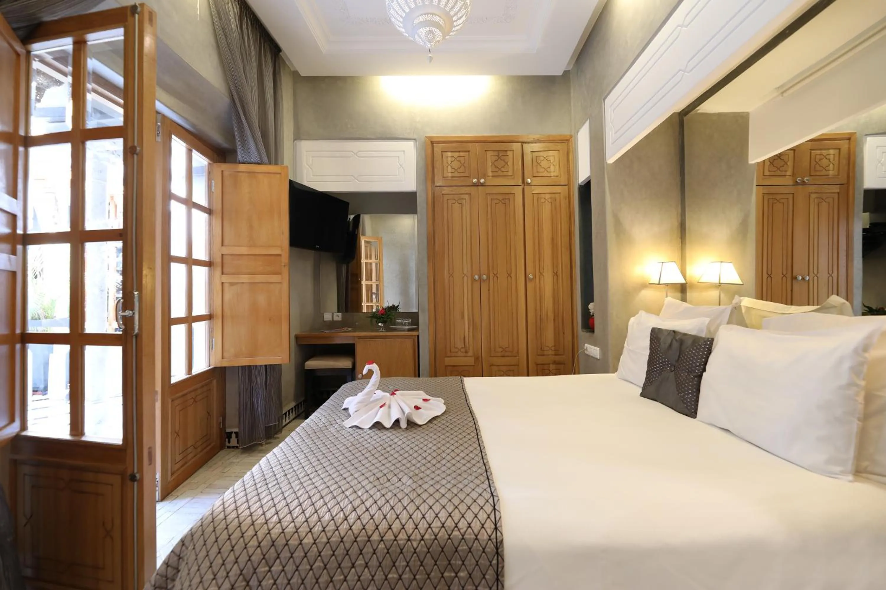 Bedroom, Bed in Riad L'Etoile D'Orient