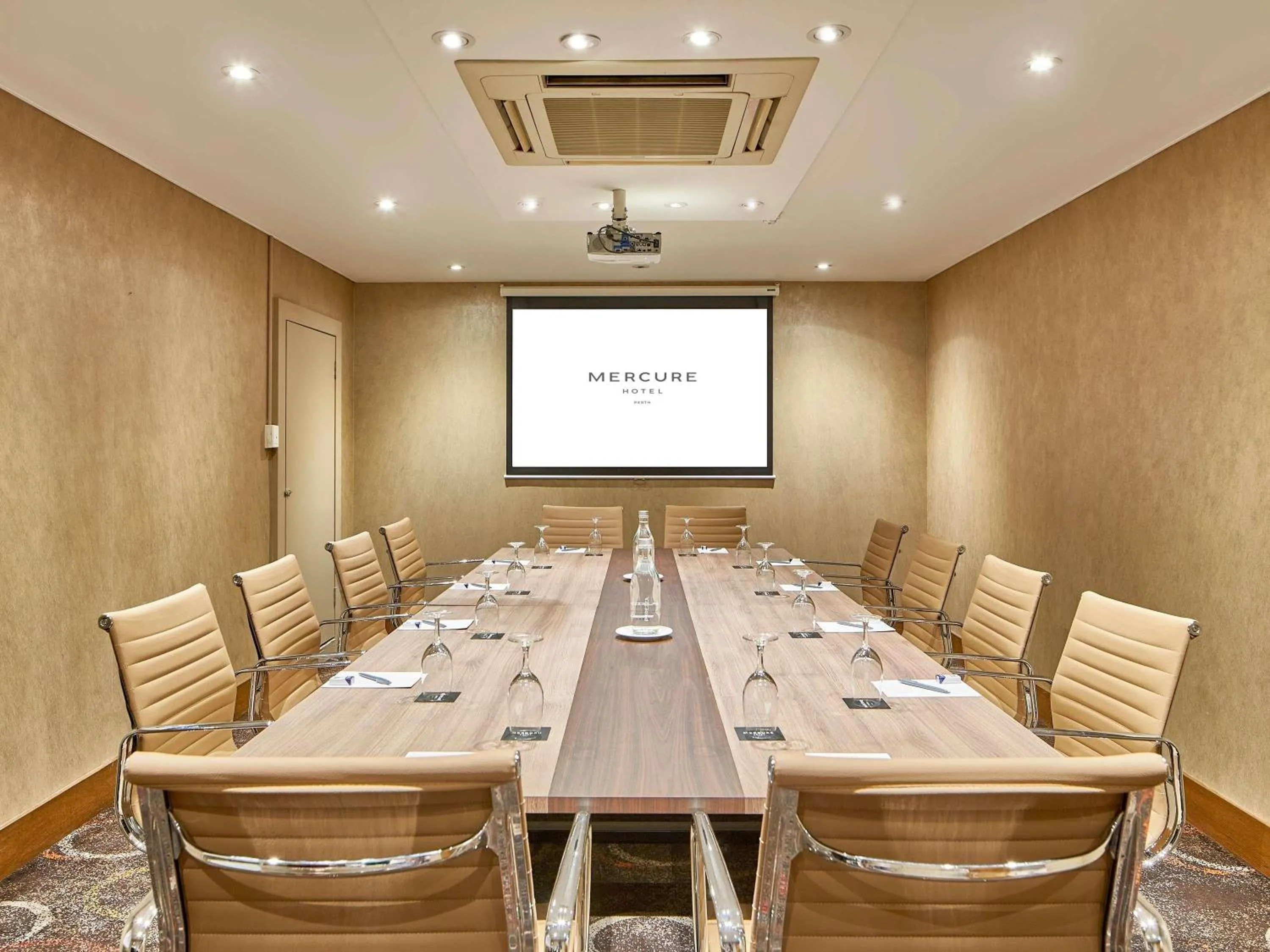 Meeting/conference room in Mercure Perth
