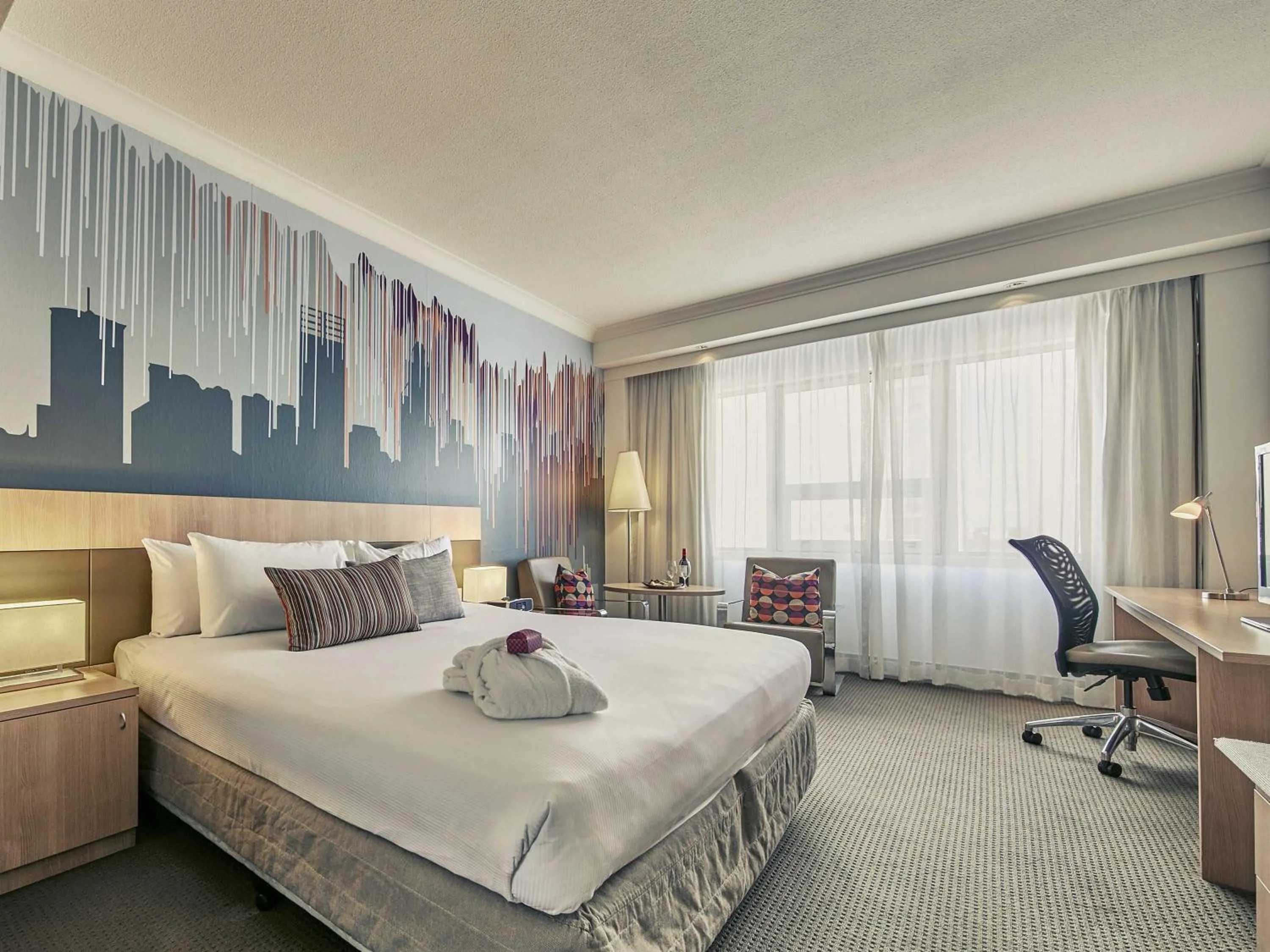 Bedroom, Bed in Mercure Perth