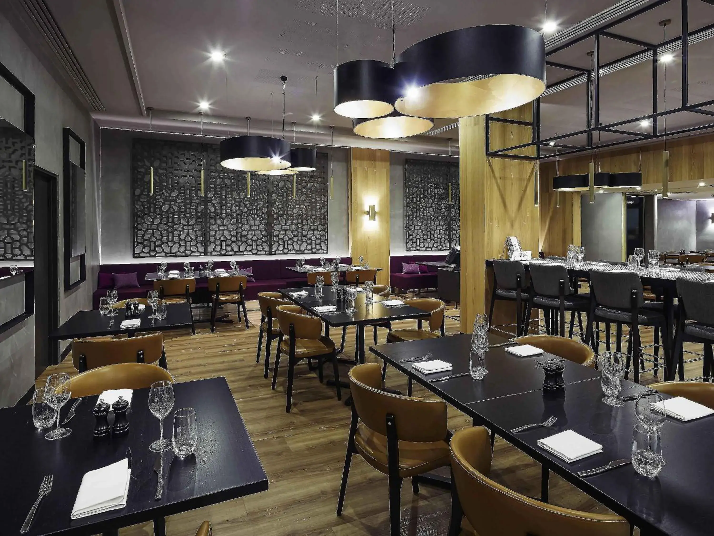 Restaurant/places to eat in Mercure Perth Restaurant/places to eat in Mercure Perth