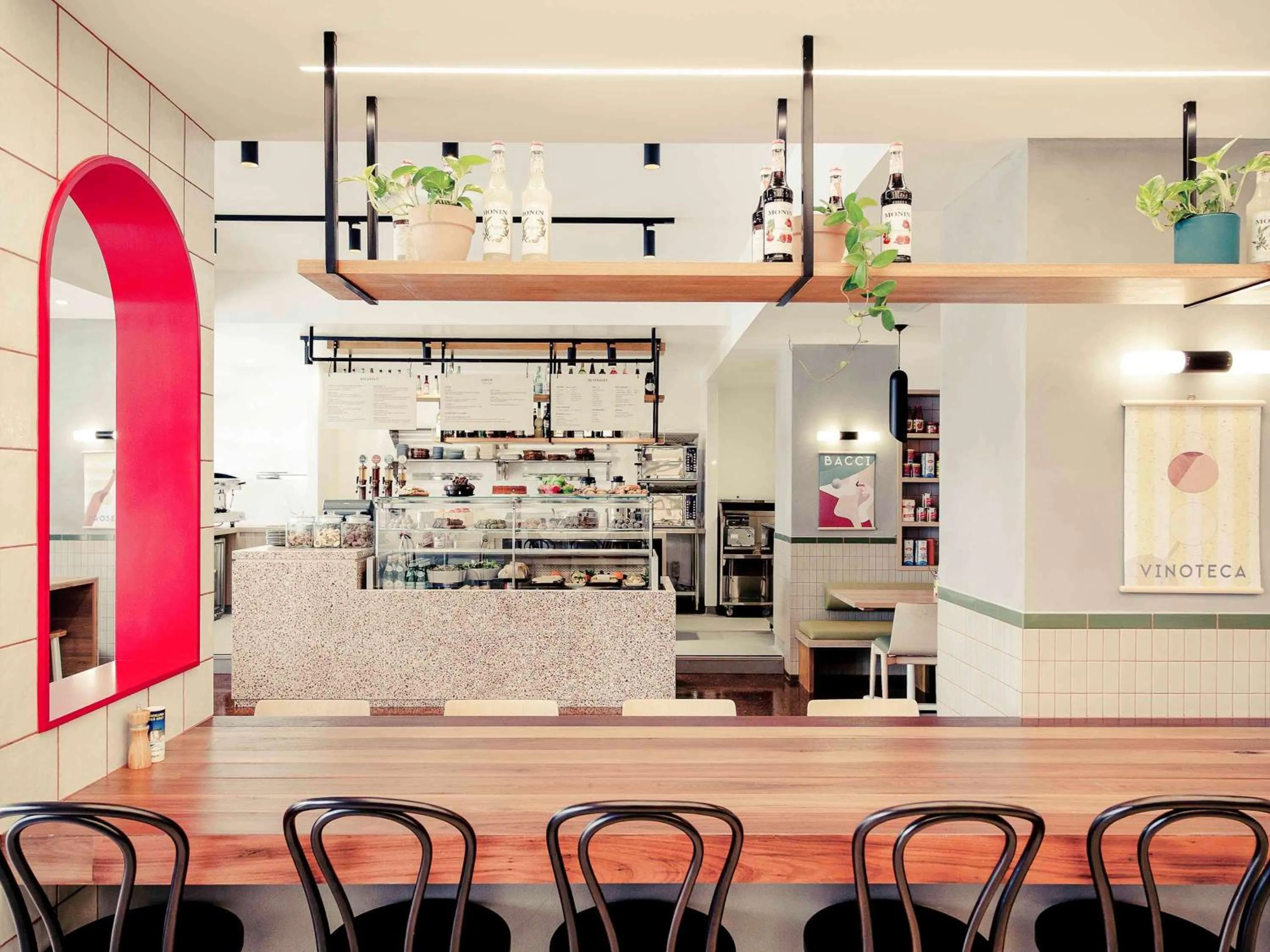 Restaurant/places to eat in Mercure Perth