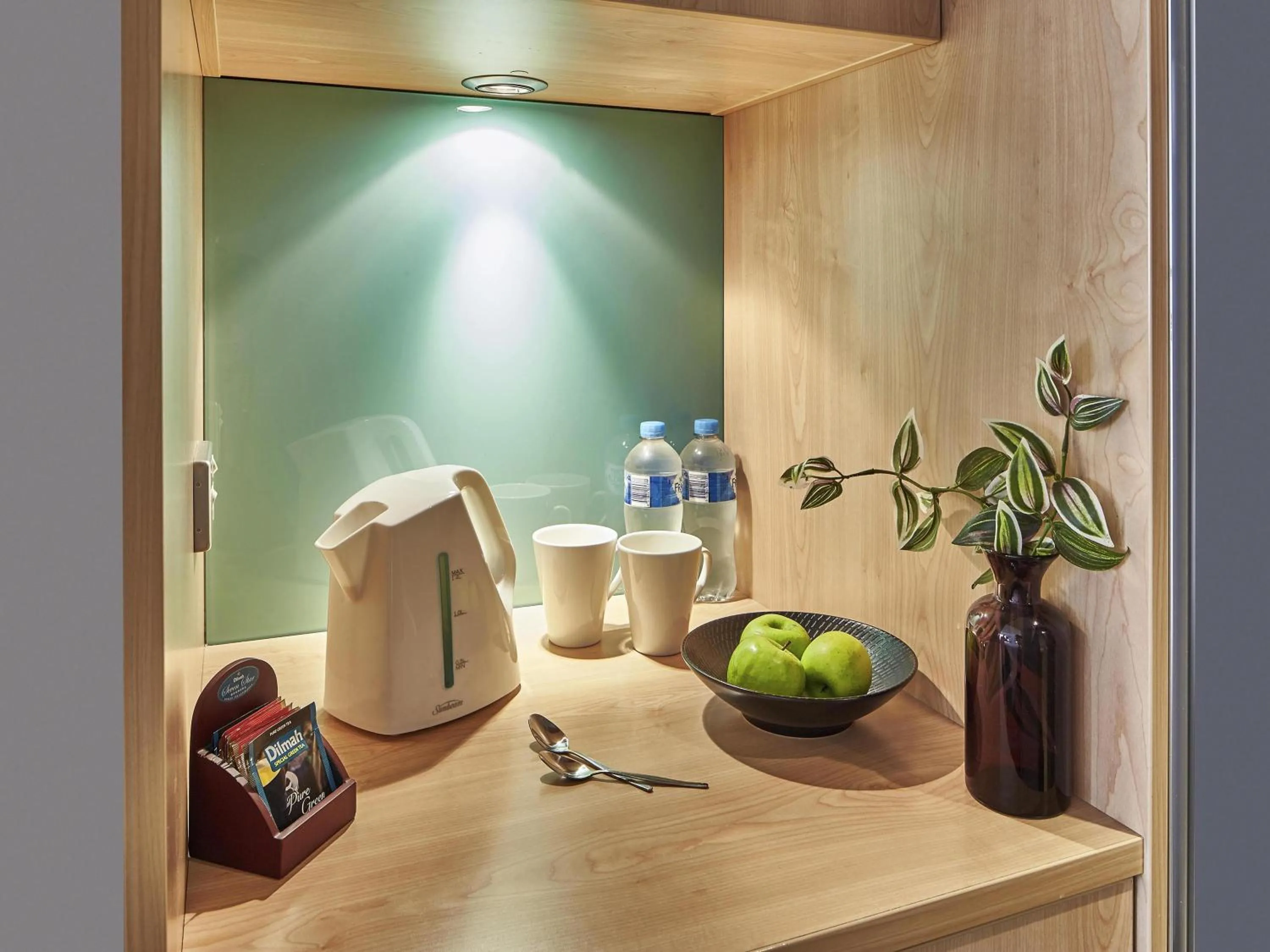 Bedroom in Mercure Perth