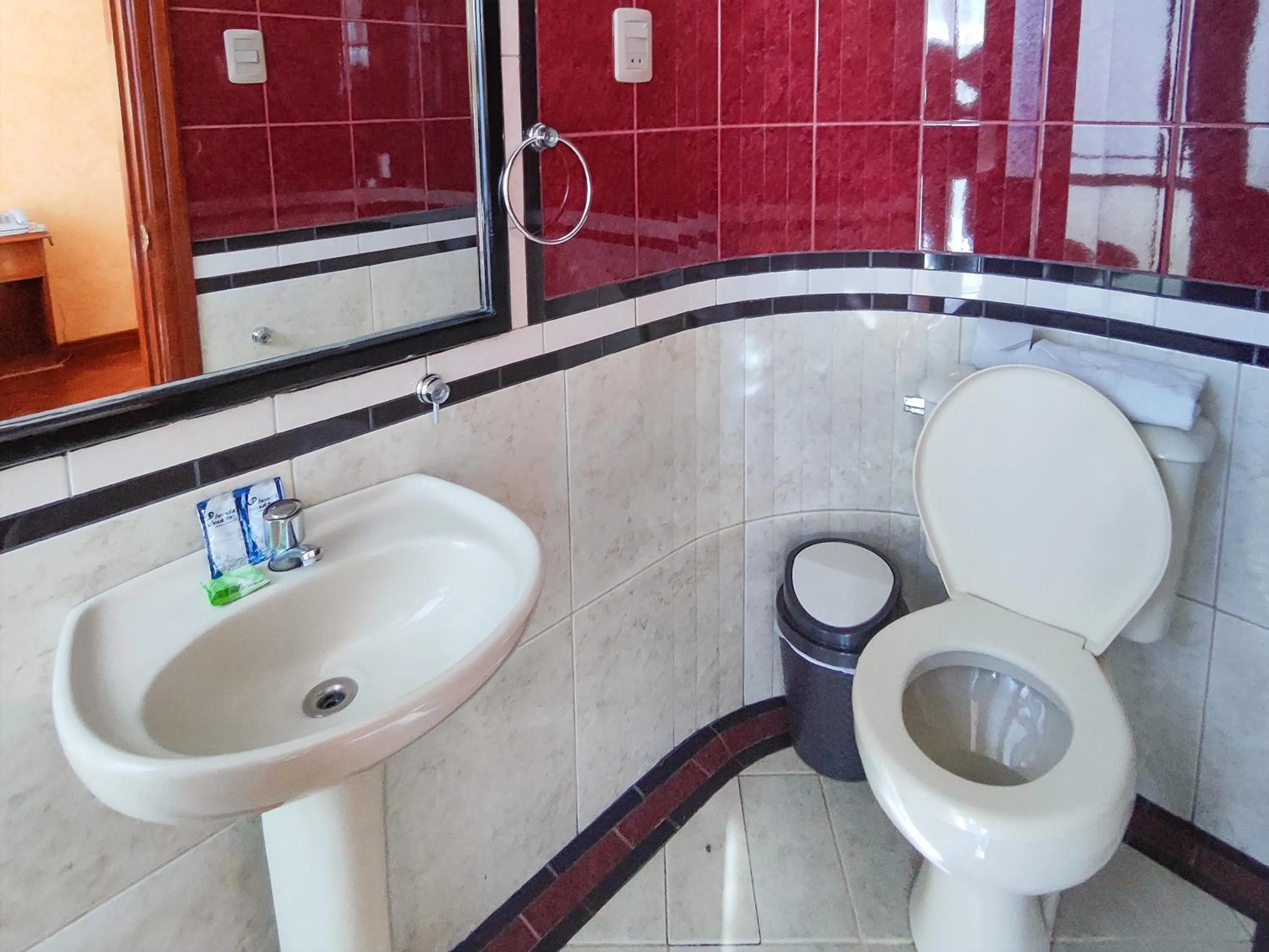 Bathroom in Hotel Diamante Azul