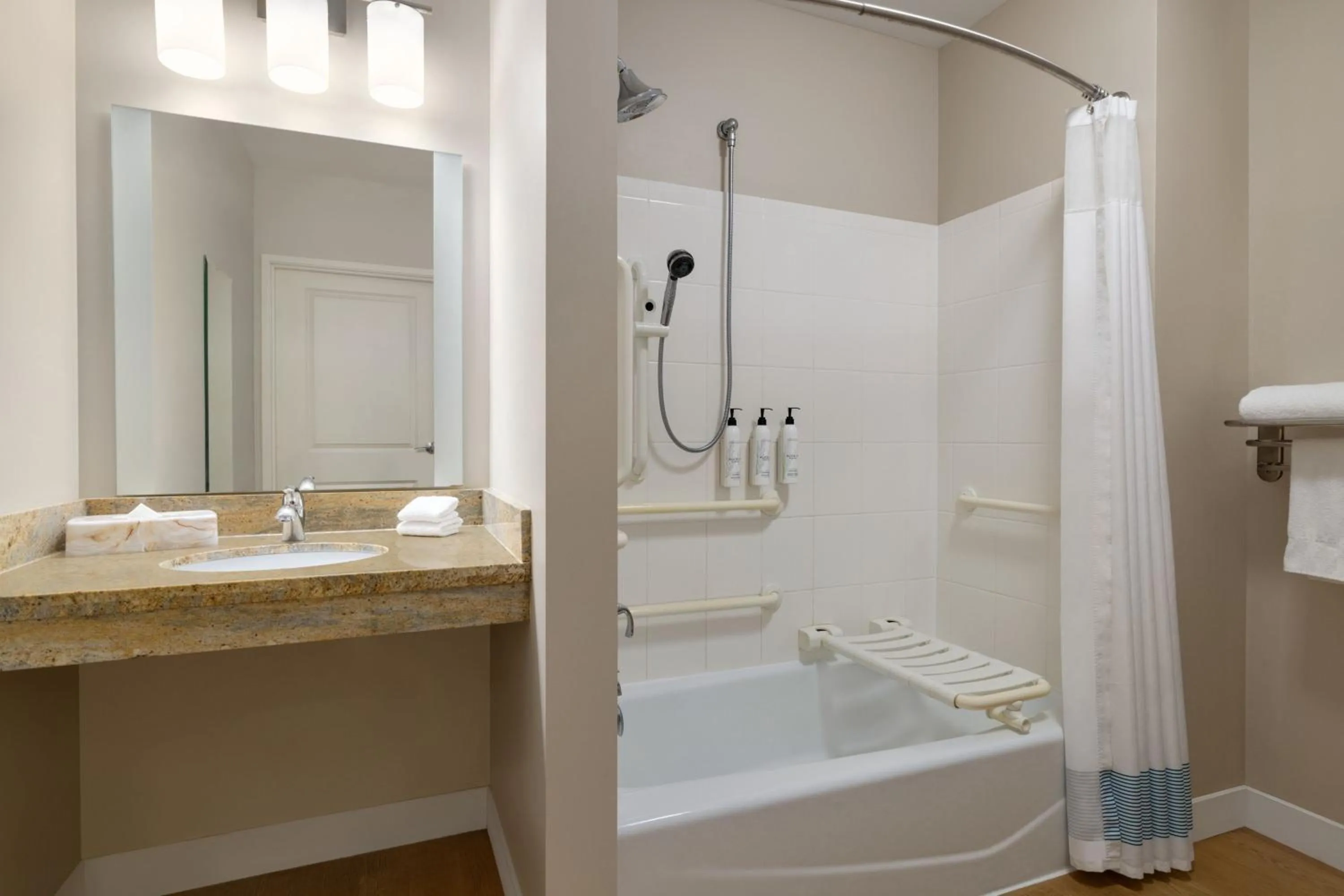 Bathroom in TownePlace Suites by Marriott Williamsport